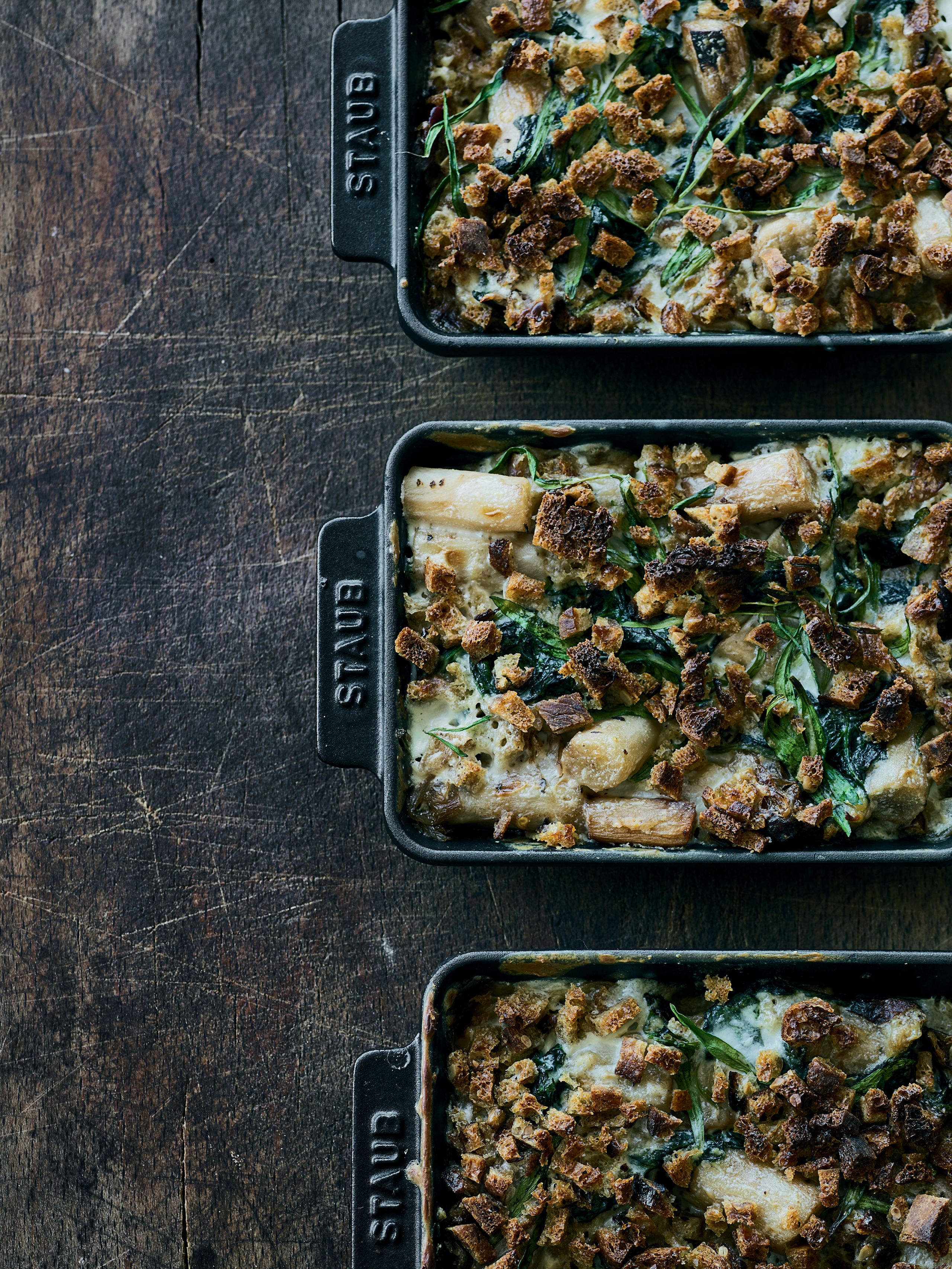 Gratin af spinat og skorzonerrod