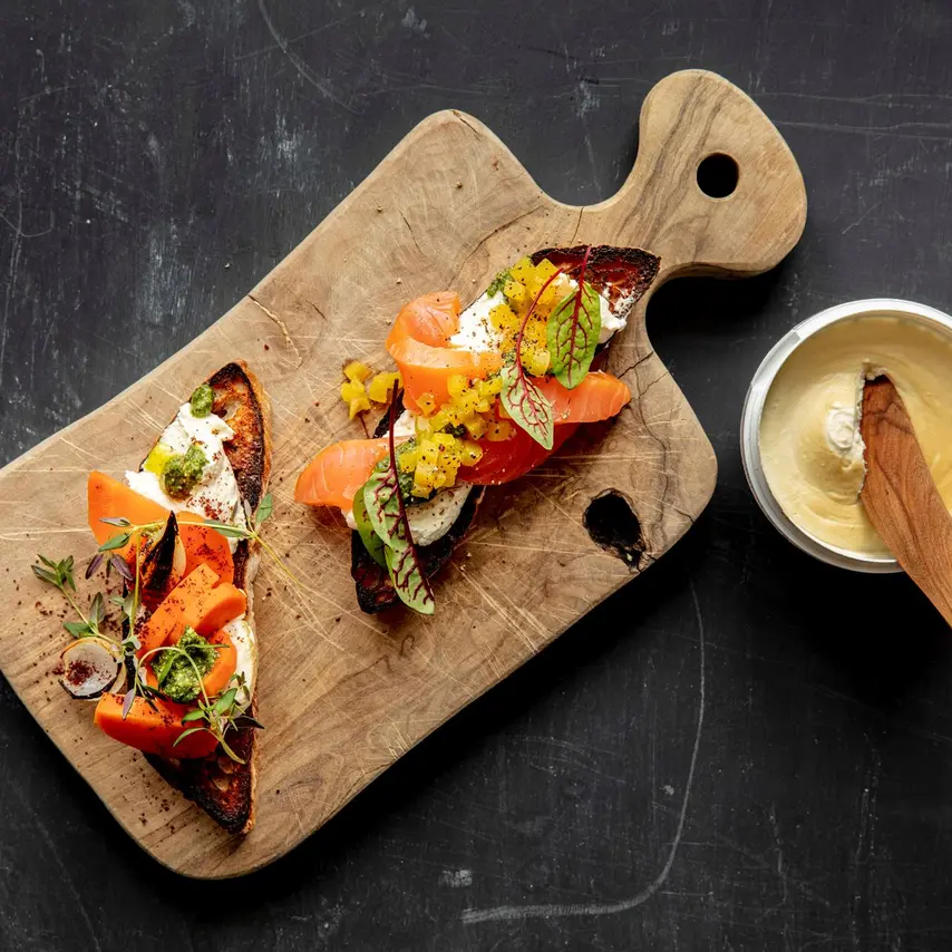 Bruschetta med fuldfed rygeost