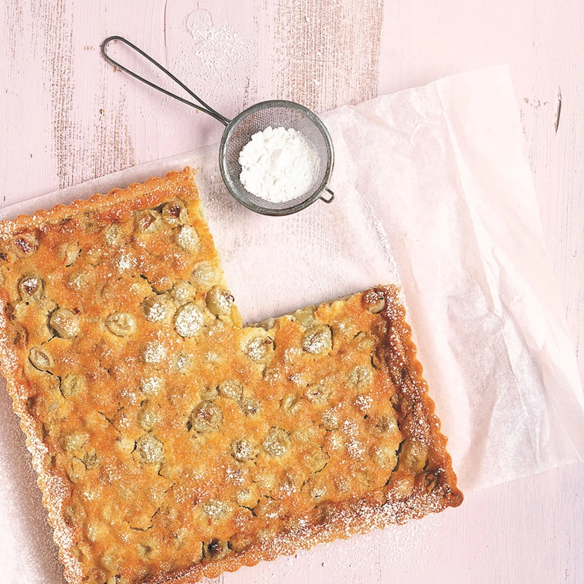 Stikkelsbærtærte med hyldeblomst