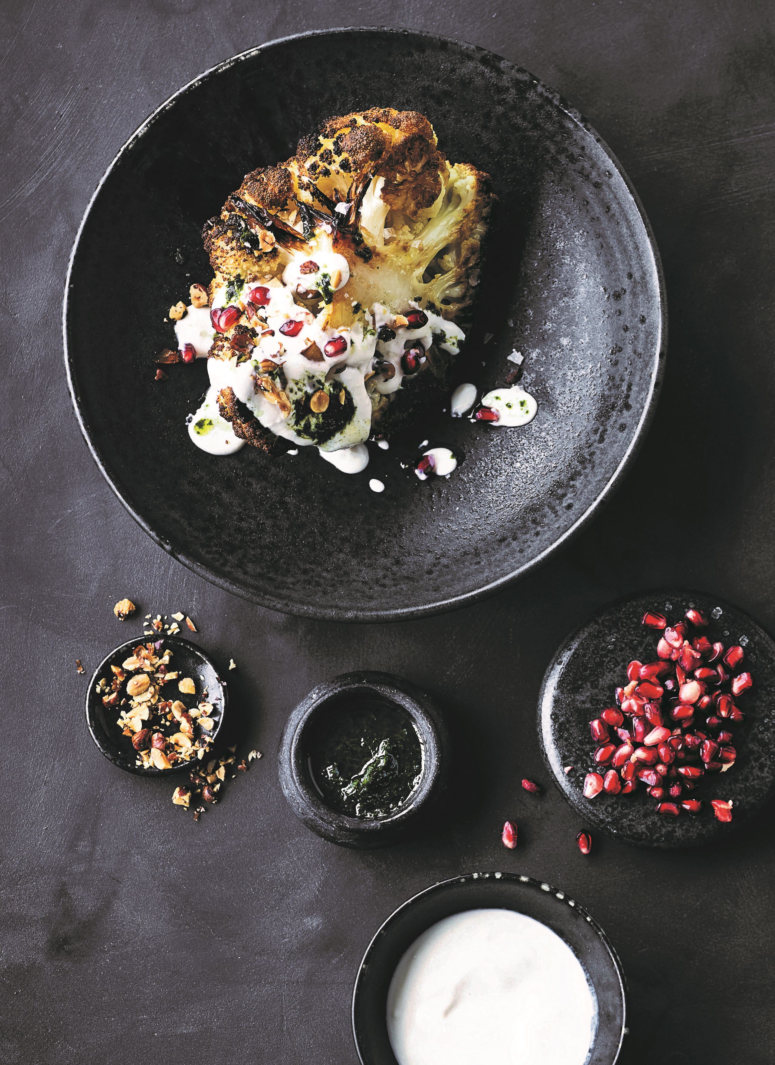 Bagt blomkål med syrnet mandelmælk