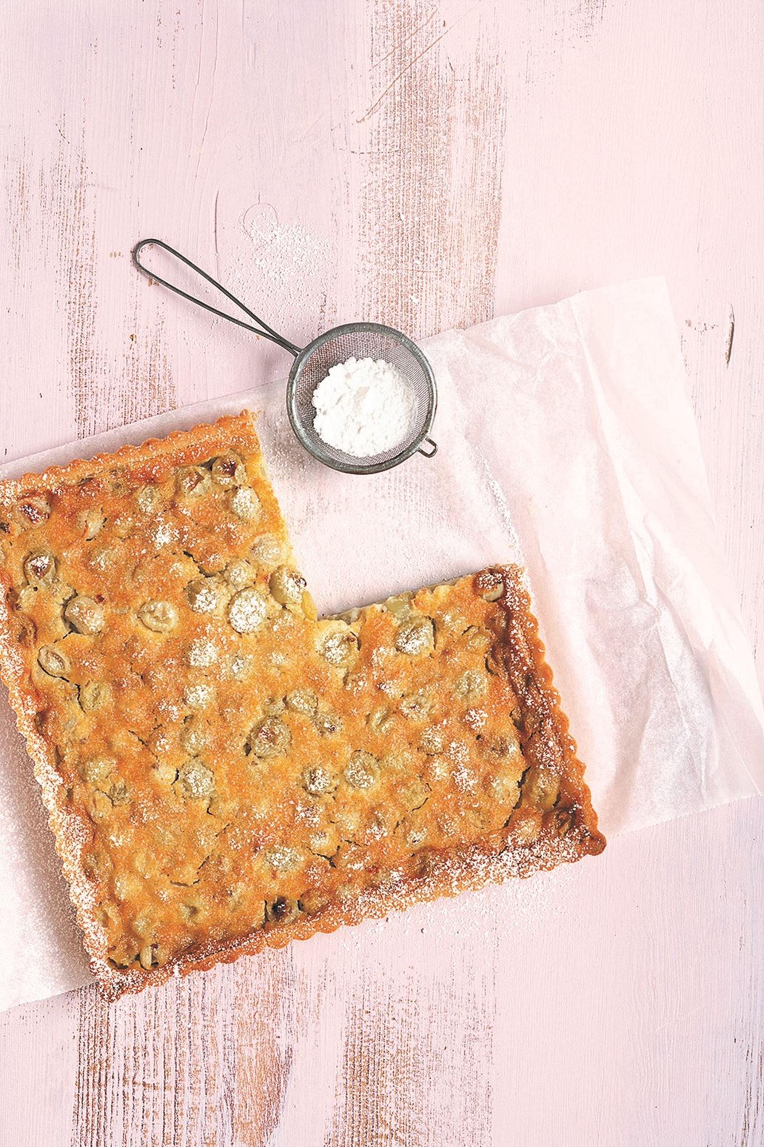 Stikkelsbærtærte med hyldeblomst