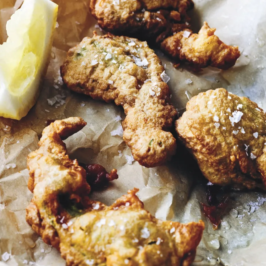 Friterede courgetteblomster