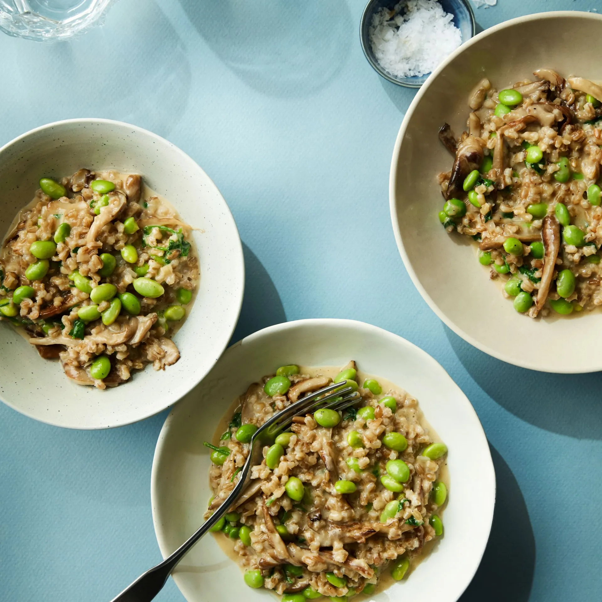 Kornotto med svampe og edamamebønner