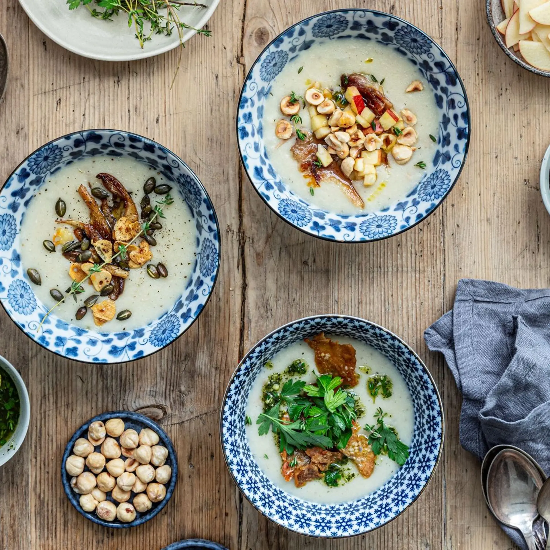 Jordskok- og bønnesuppe med 3 toppings