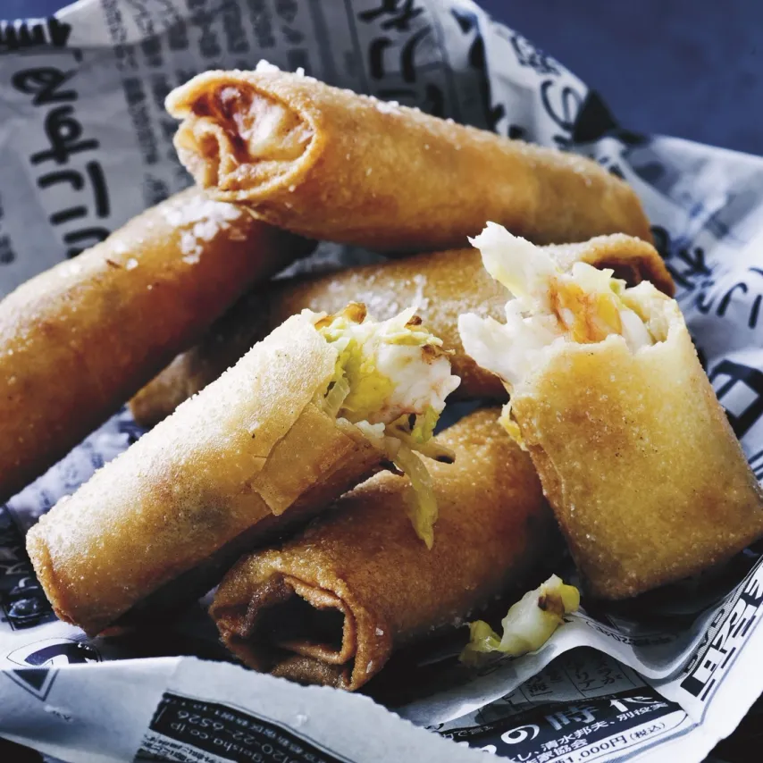 Forårsruller med kål og jomfruhummer