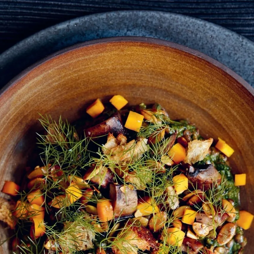 Linsegrød med æblecider, portobellosvampe, urter og græskar