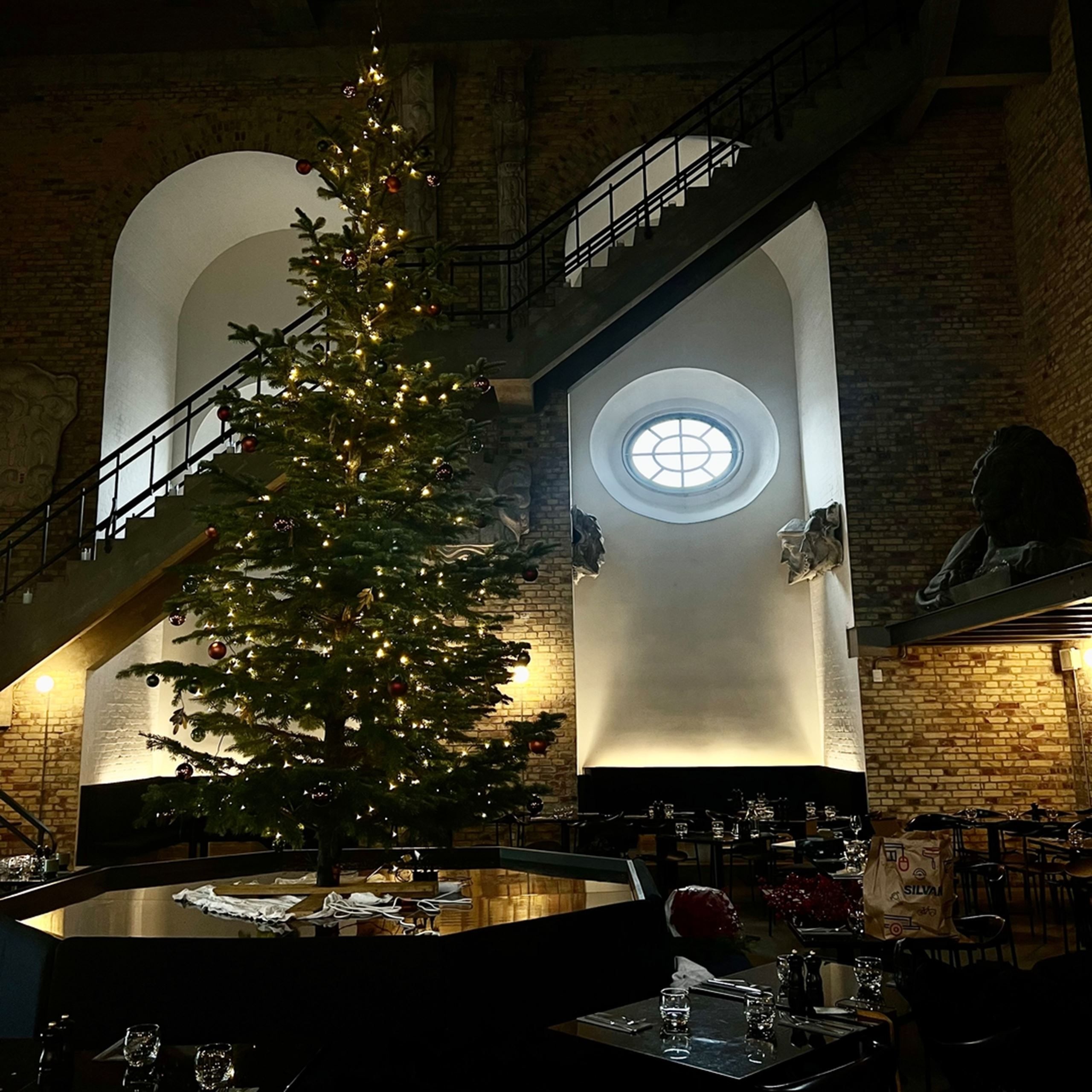 Fra 08. november: Spis julefrokost eller julet middag på toppen af Christiansborg Slot