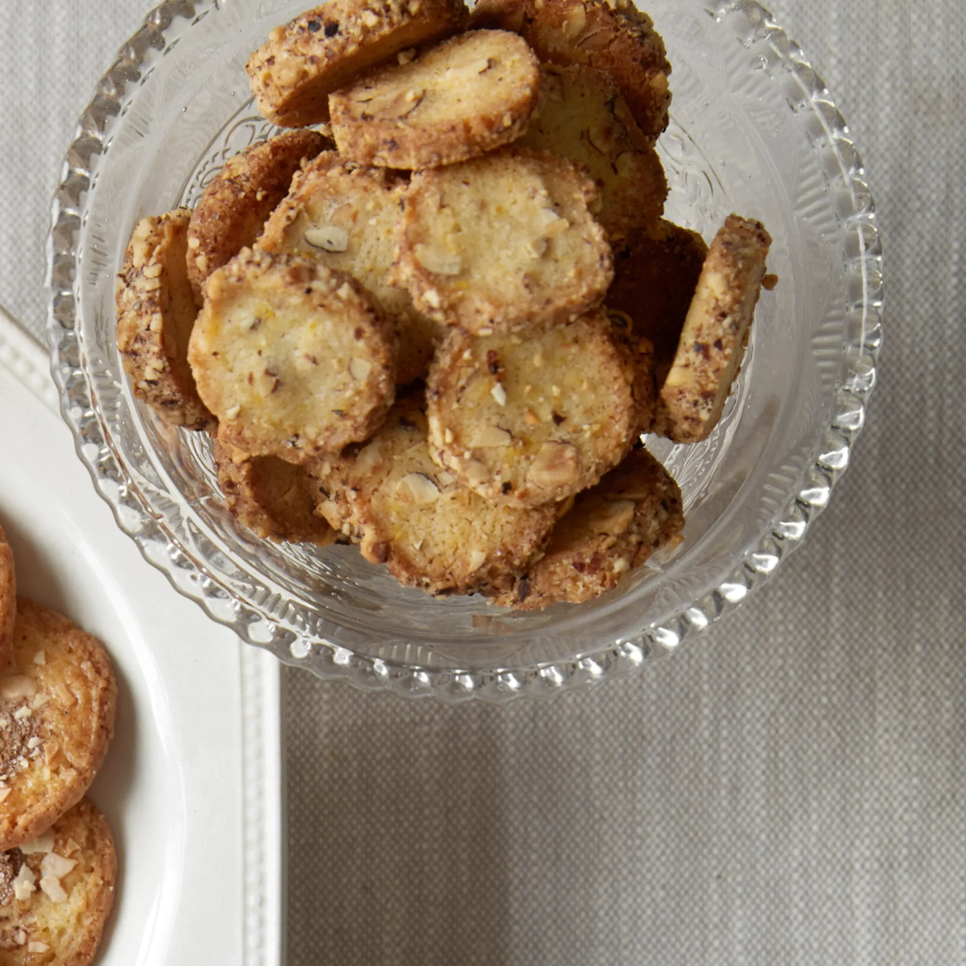 Specier med appelsin og hasselnødder