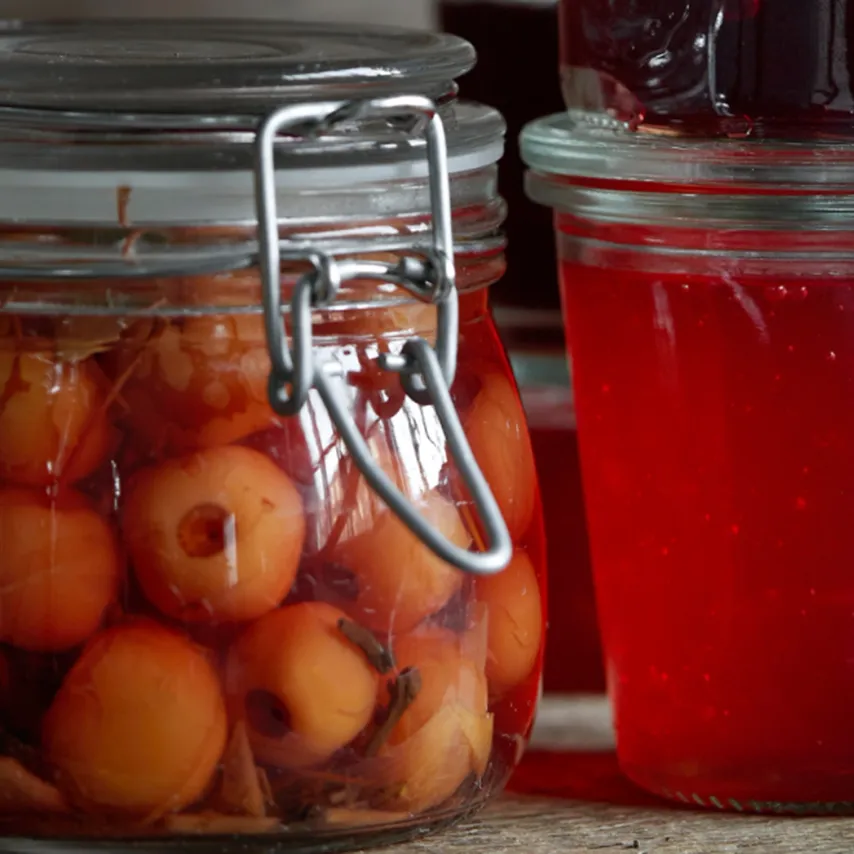 Syltede paradisæbler med ingefær og kanel