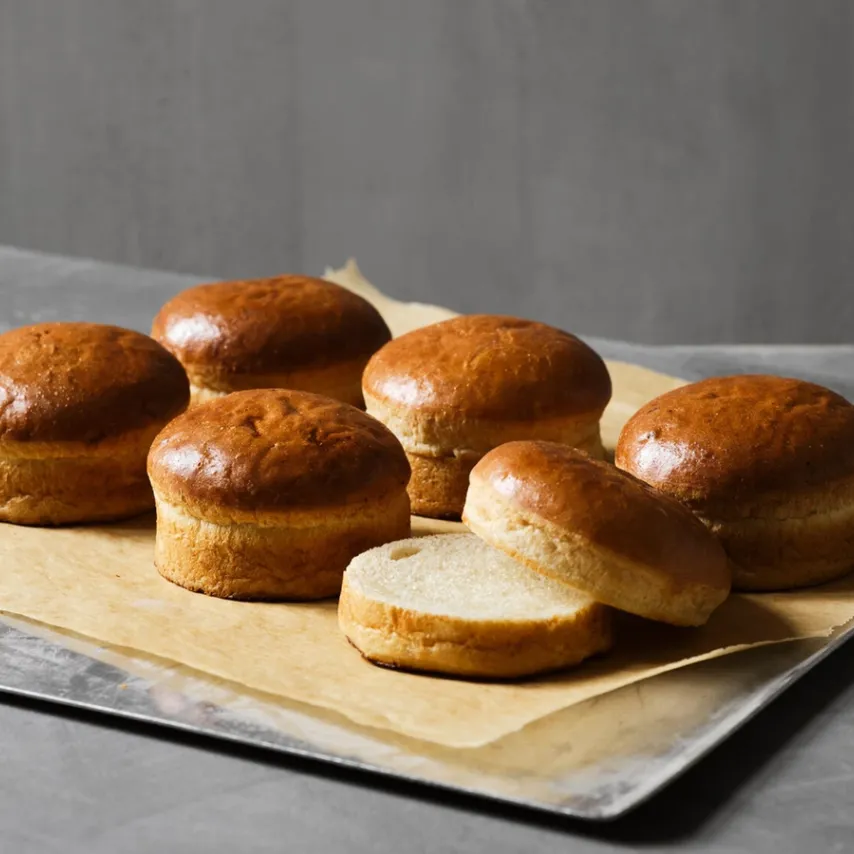 Bønner i brødet, kan man det? Nu lancerer vi en helt ny burgerbolle