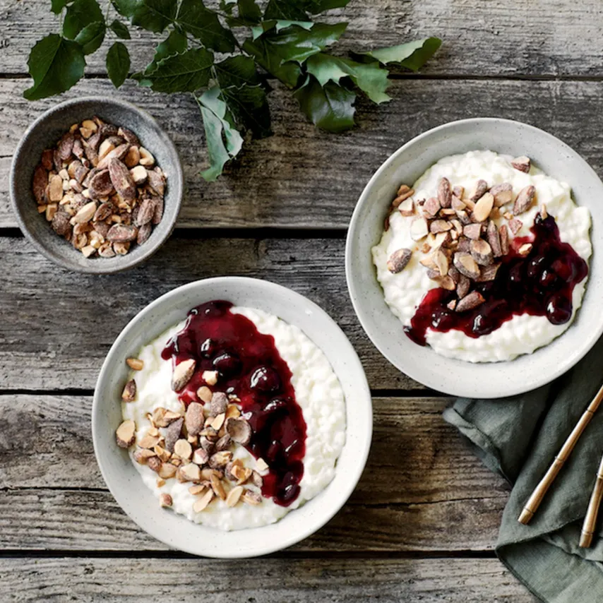 Risalamande med karamelliserede mandelsplitter