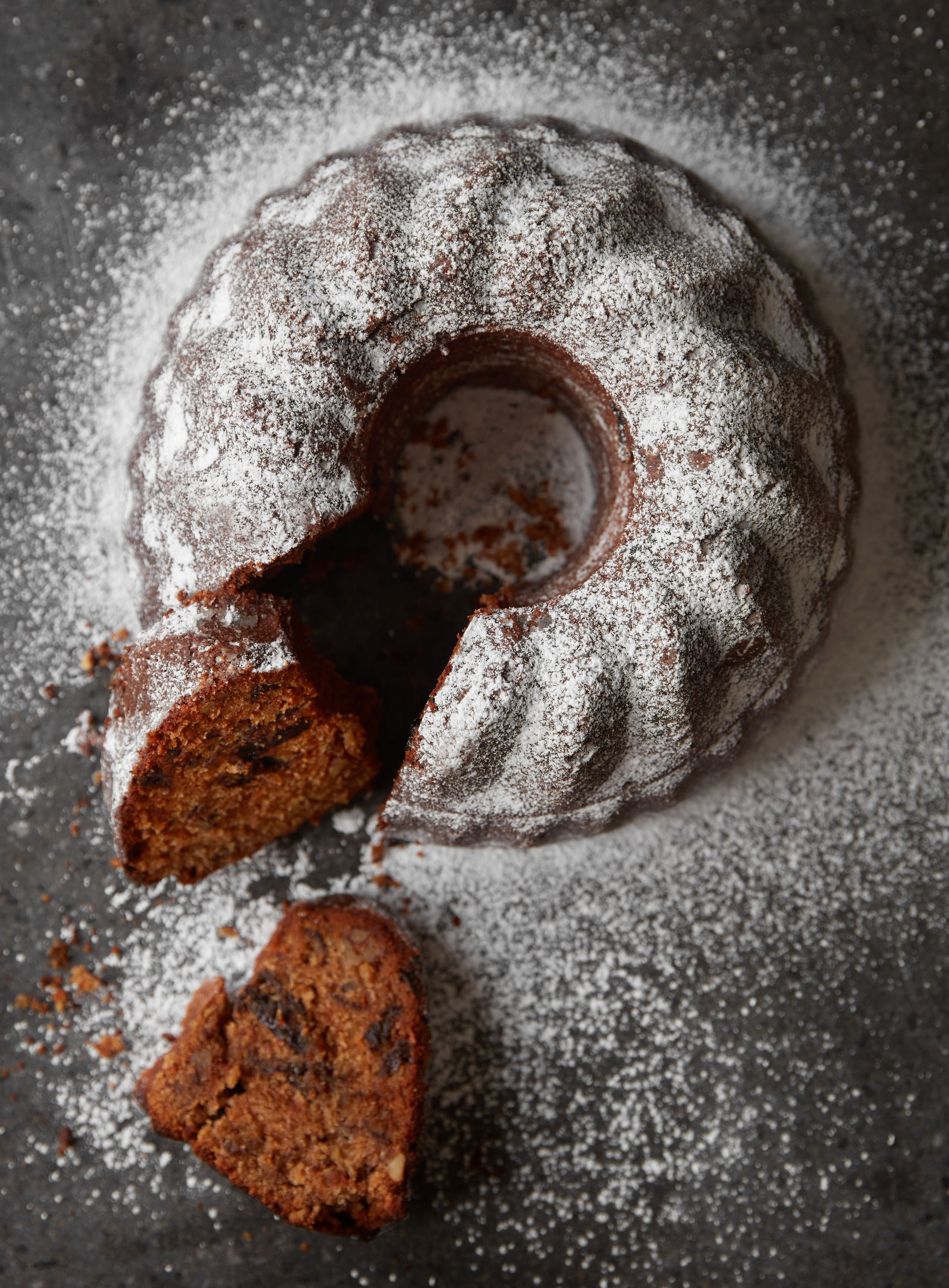 Sveskekage med brændevin og valnødder