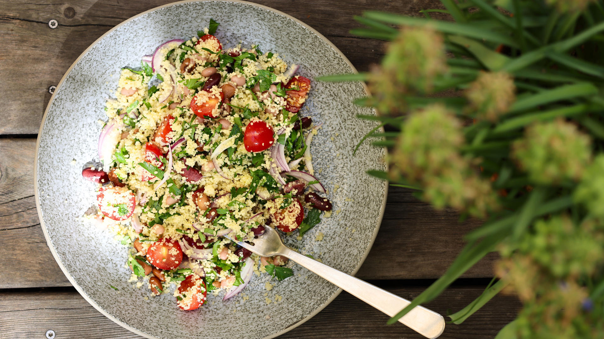 Couscous med bønner, persille og citron