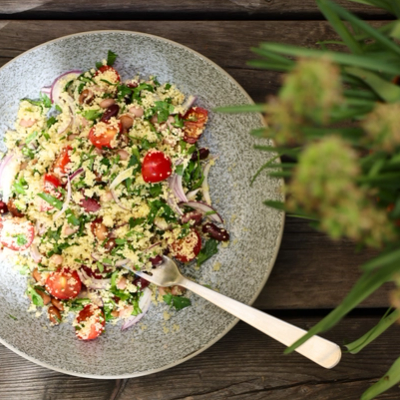 Couscous med bønner, persille og citron