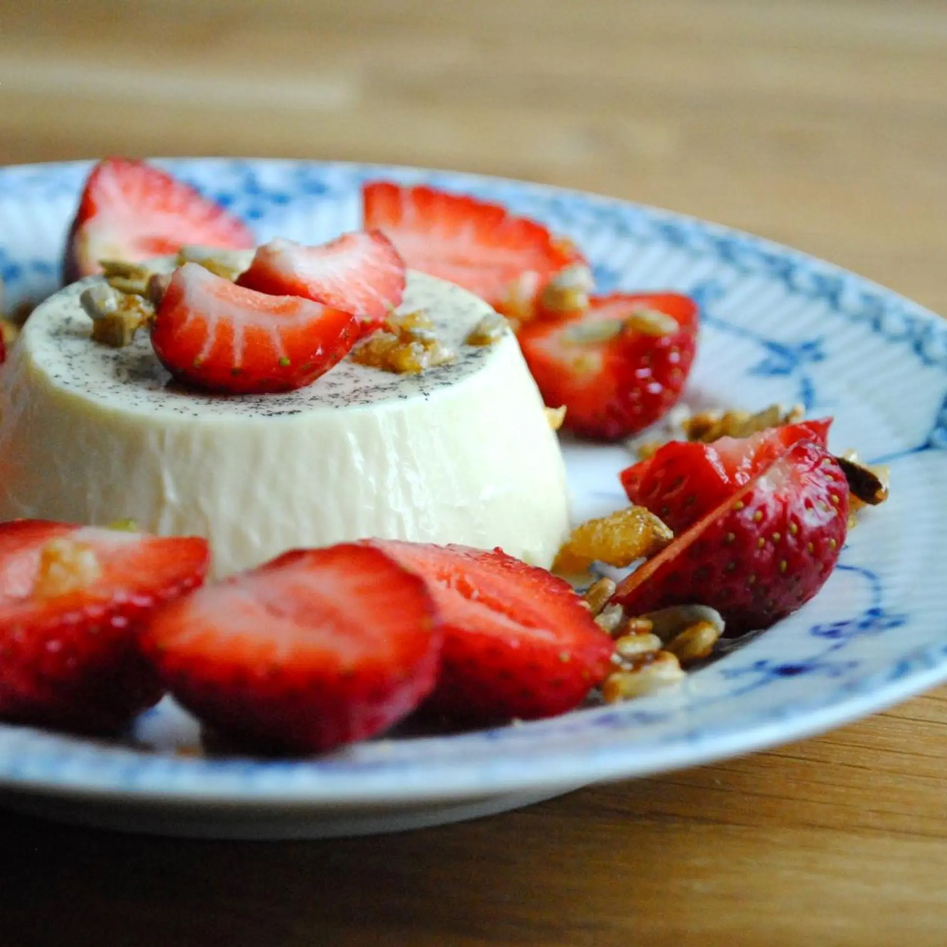Panna cotta med sensommerbær