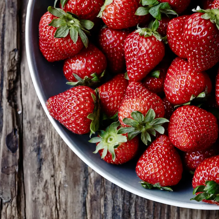 Spis sæsonens råvarer i juni