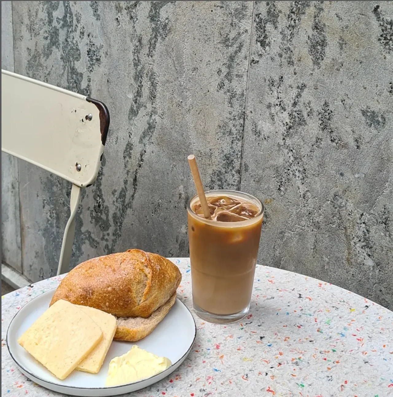 BMO og iskaffe hos Meyers Bageri