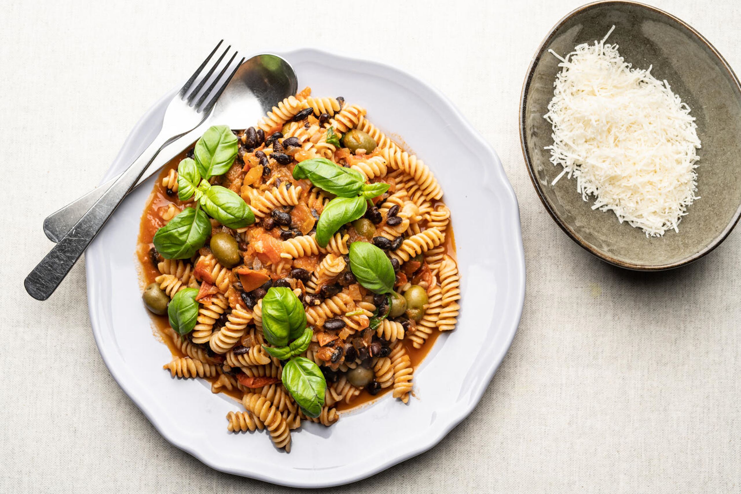 Sæsonmagasiner: grøn inspiration til de offentlige køkkener hele året rundt