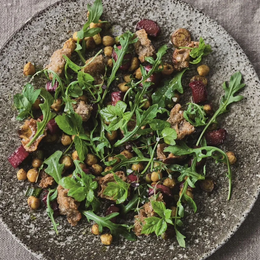 Braiserede kikærter med estragon og solsikkekerner