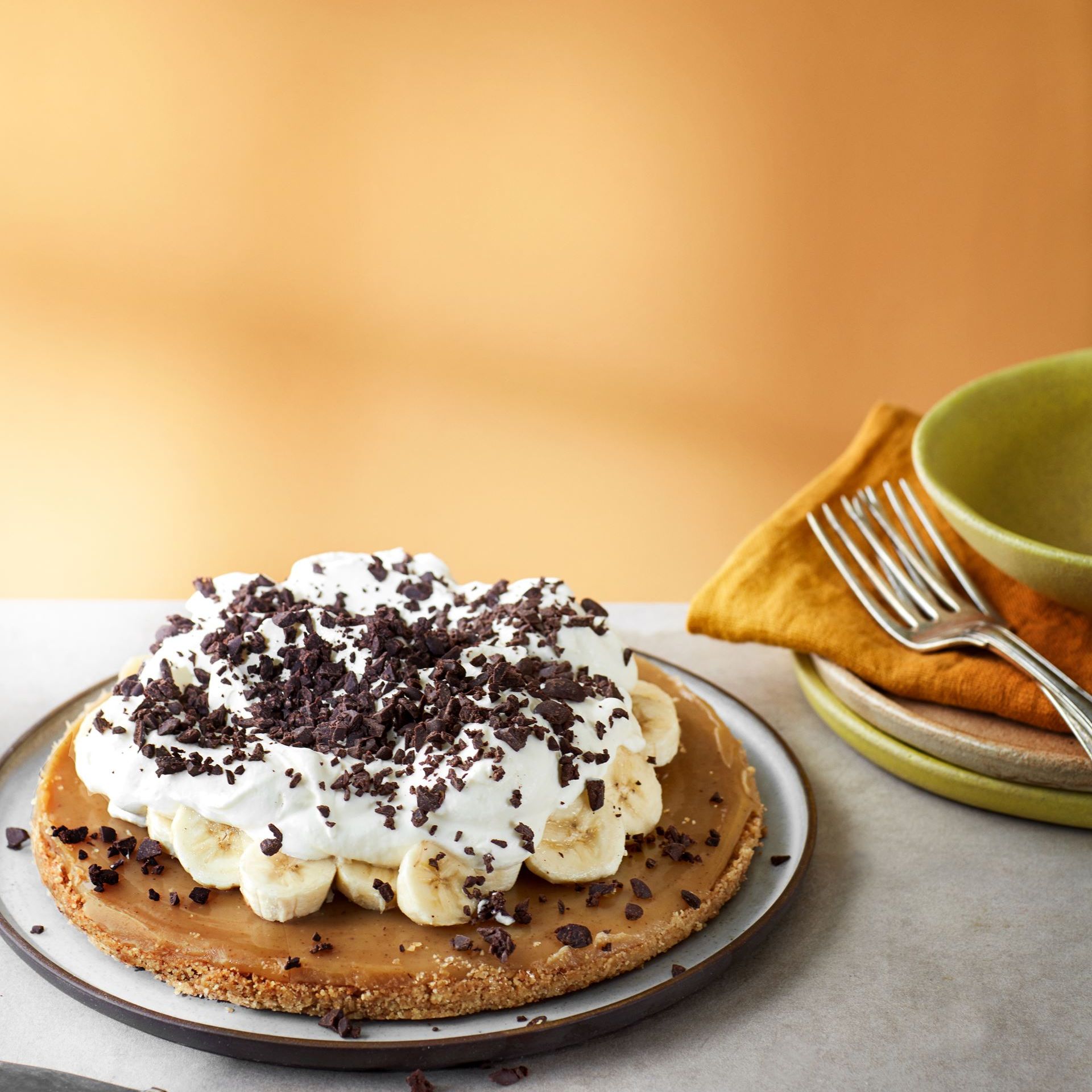 Banoffee pie med digestive kiks og toffee