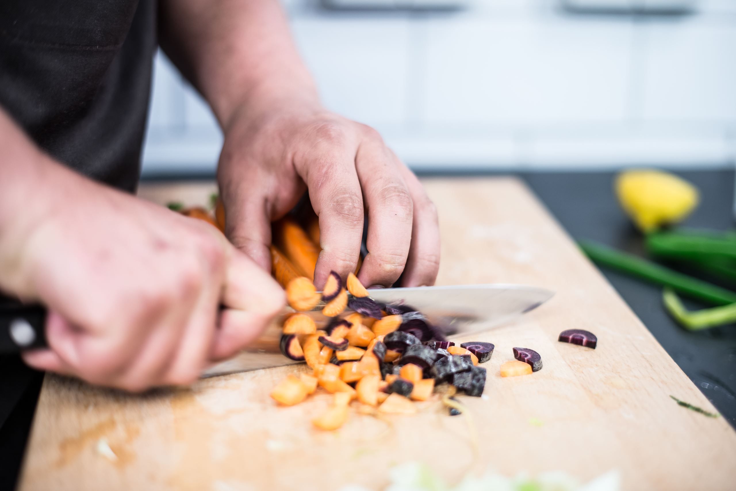 Mød Henning Lunøe som er køkkenchef for en dag​​​​‌﻿‍﻿​‍​‍‌‍﻿﻿‌﻿​‍‌‍‍‌‌‍‌﻿‌‍‍‌‌‍﻿‍​‍​‍​﻿‍‍​‍​‍‌﻿​﻿‌‍​‌‌‍﻿‍‌‍‍‌‌﻿‌​‌﻿‍‌​‍﻿‍‌‍‍‌‌‍﻿﻿​‍​‍​‍﻿​​‍​‍‌‍‍​‌﻿​‍‌‍‌‌‌‍‌‍​‍​‍​﻿‍‍​‍​‍‌‍‍​‌﻿‌​‌﻿‌​‌﻿​​​﻿‍‍​‍﻿﻿​‍﻿﻿‌‍﻿​‌‍﻿﻿‌‍​﻿‌‍​‌‌‍﻿​‌‍‍​‌‍﻿﻿‌﻿​﻿‌﻿‌​​﻿‍‍​﻿​﻿​﻿​﻿​﻿​﻿​﻿​﻿​‍﻿﻿‌‍‍‌‌‍﻿‍‌﻿‌​‌‍‌‌‌‍﻿‍‌﻿‌​​‍﻿﻿‌‍‌‌‌‍‌​‌‍‍‌‌﻿‌​​‍﻿﻿‌‍﻿‌‌‍﻿﻿‌‍‌​‌‍‌‌​﻿﻿‌‌﻿​​‌﻿​‍‌‍‌‌‌﻿​﻿‌‍‌‌‌‍﻿‍‌﻿‌​‌‍​‌‌﻿‌​‌‍‍‌‌‍﻿﻿‌‍﻿‍​﻿‍﻿‌‍‍‌‌‍‌​​﻿﻿‌‌‍‌‍​﻿​​​﻿‍‌​﻿‍​‌‍‌​‌‍​‍‌‍‌​​﻿​‍​‍﻿‌​﻿‌‌​﻿‌​​﻿‌‍‌‍‌‍​‍﻿‌​﻿‌​​﻿‍​‌‍‌‌​﻿​﻿​‍﻿‌​﻿‍‌‌‍‌​​﻿‌‍‌‍‌‍​‍﻿‌‌‍​‌​﻿‌‍​﻿​​​﻿​‌​﻿‍​​﻿‌‍​﻿‌‌​﻿‌﻿​﻿‍​​﻿‌​‌‍​‌‌‍​‍​﻿‍﻿‌﻿‌​‌﻿‍‌‌﻿​​‌‍‌‌​﻿﻿‌‌‍​‌‌﻿​‍‌﻿‌​‌‍‍‌‌‍​﻿‌‍﻿​‌‍‌‌​﻿‍﻿‌﻿​​‌‍​‌‌﻿‌​‌‍‍​​﻿﻿‌‌‍‍‌‌‍﻿‌‌‍​‌‌‍‌﻿‌‍‌‌​‍﻿‍‌‍​‌‌‍﻿​‌﻿‌​​﻿﻿﻿‌‍​‍‌‍​‌‌﻿​﻿‌‍‌‌‌‌‌‌‌﻿​‍‌‍﻿​​﻿﻿‌‌‍‍​‌﻿‌​‌﻿‌​‌﻿​​​‍‌‌​﻿​﻿‌​​‌​‍‌‌​﻿​‍‌​‌‍​‍‌‌​﻿​‍‌​‌‍‌‍﻿​‌‍﻿﻿‌‍​﻿‌‍​‌‌‍﻿​‌‍‍​‌‍﻿﻿‌﻿​﻿‌﻿‌​​‍‌‌​﻿​﻿‌​​‌​﻿​﻿​﻿​﻿​﻿​﻿​﻿​﻿​‍‌‍‌‍‍‌‌‍‌​​﻿﻿‌‌‍‌‍​﻿​​​﻿‍‌​﻿‍​‌‍‌​‌‍​‍‌‍‌​​﻿​‍​‍﻿‌​﻿‌‌​﻿‌​​﻿‌‍‌‍‌‍​‍﻿‌​﻿‌​​﻿‍​‌‍‌‌​﻿​﻿​‍﻿‌​﻿‍‌‌‍‌​​﻿‌‍‌‍‌‍​‍﻿‌‌‍​‌​﻿‌‍​﻿​​​﻿​‌​﻿‍​​﻿‌‍​﻿‌‌​﻿‌﻿​﻿‍​​﻿‌​‌‍​‌‌‍​‍​‍‌‍‌﻿‌​‌﻿‍‌‌﻿​​‌‍‌‌​﻿﻿‌‌‍​‌‌﻿​‍‌﻿‌​‌‍‍‌‌‍​﻿‌‍﻿​‌‍‌‌​‍‌‍‌﻿​​‌‍​‌‌﻿‌​‌‍‍​​﻿﻿‌‌‍‍‌‌‍﻿‌‌‍​‌‌‍‌﻿‌‍‌‌​‍﻿‍‌‍​‌‌‍﻿​‌﻿‌​​‍‌‍‌﻿​​‌‍‌‌‌﻿​‍‌﻿​﻿‌﻿​​‌‍‌‌‌‍​﻿‌﻿‌​‌‍‍‌‌﻿‌‍‌‍‌‌​﻿﻿‌‌﻿​​‌﻿‌‌‌‍​‍‌‍﻿​‌‍‍‌‌﻿​﻿‌‍‍​‌‍‌‌‌‍‌​​‍​‍‌﻿﻿‌
