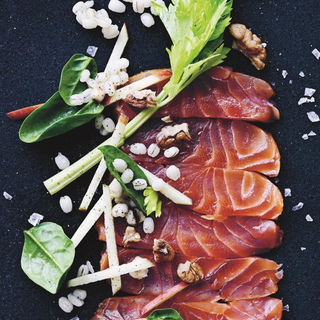 Briocheboller med røget laks