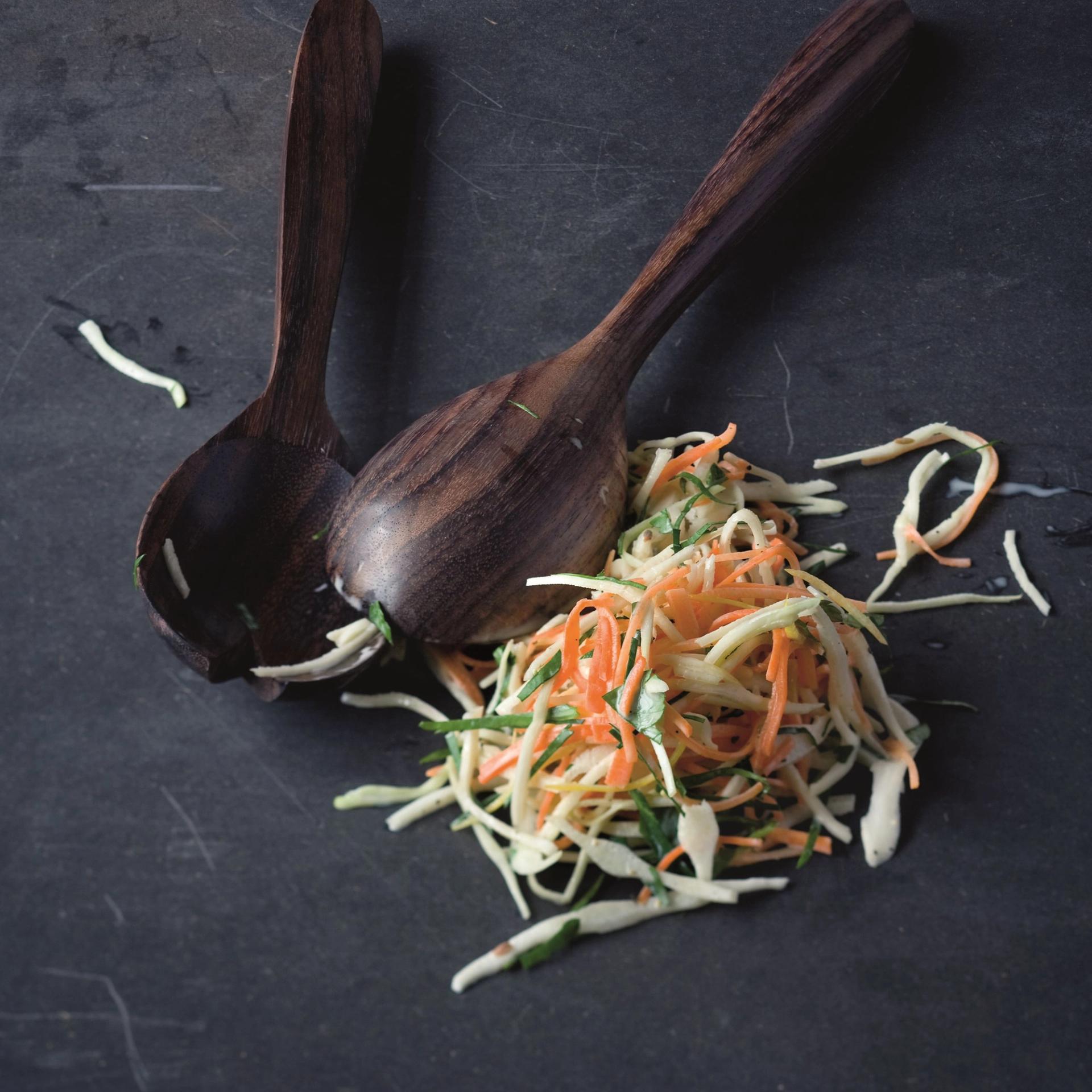 Kålslaw med persille og spidskommen