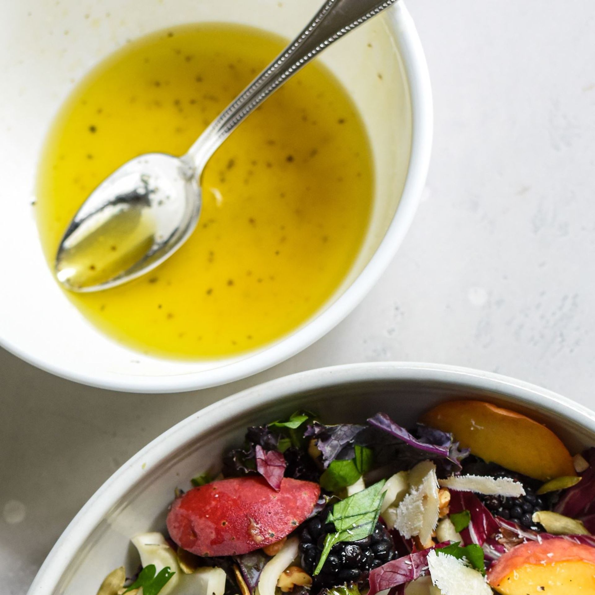 Olie-eddike-dressing