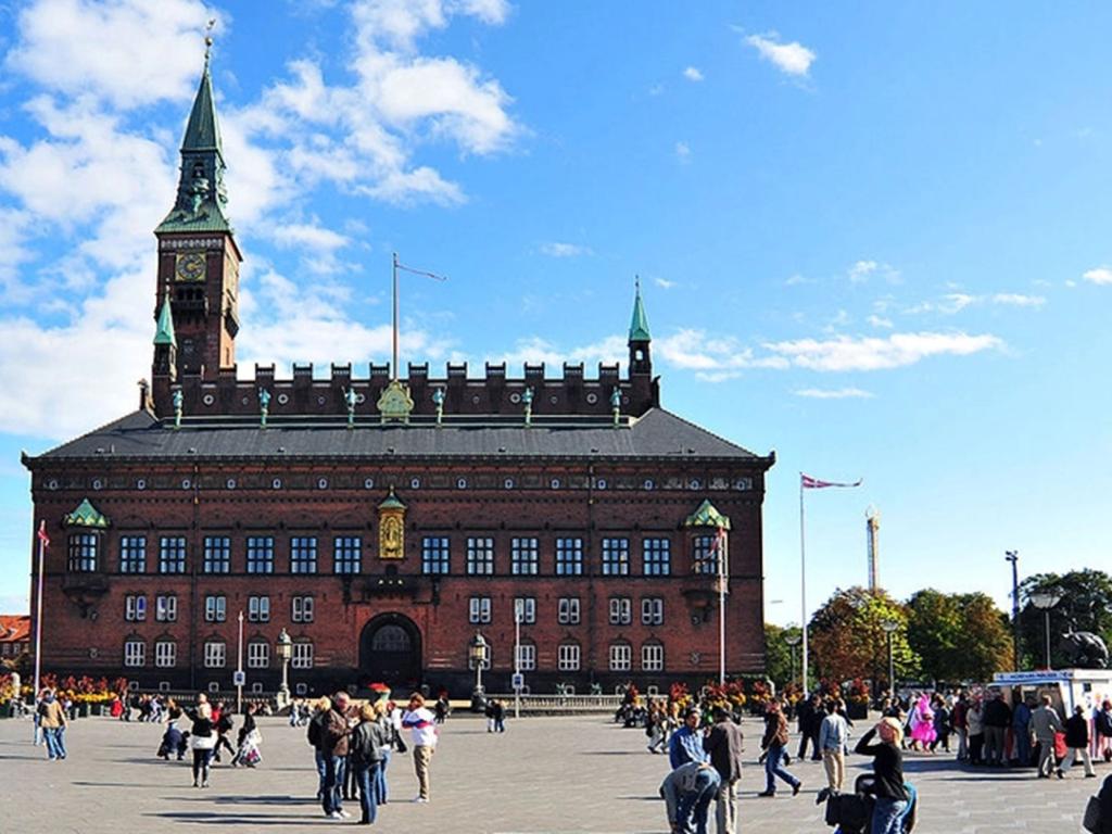 Meyers åbner Rådhuskælderen