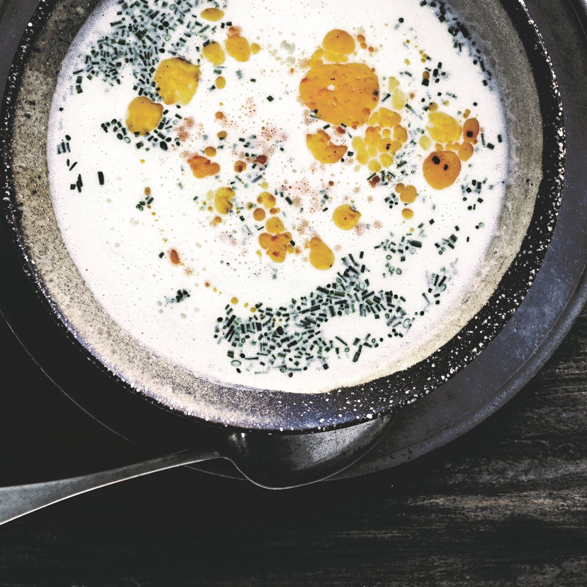 Jordskokkesuppe med chorizo