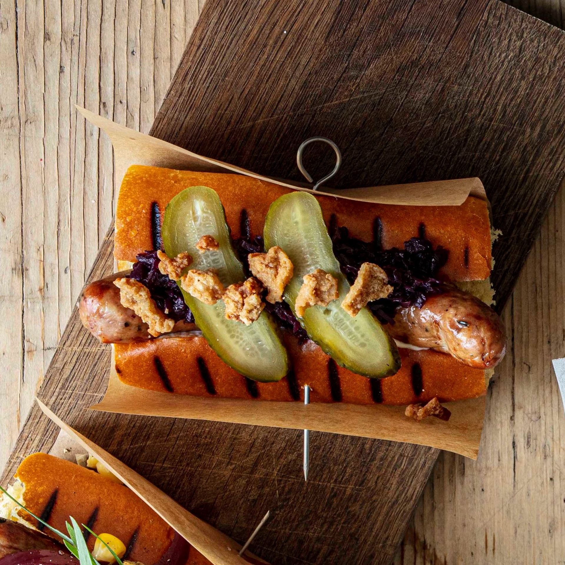 Luksus hotdog med det hele