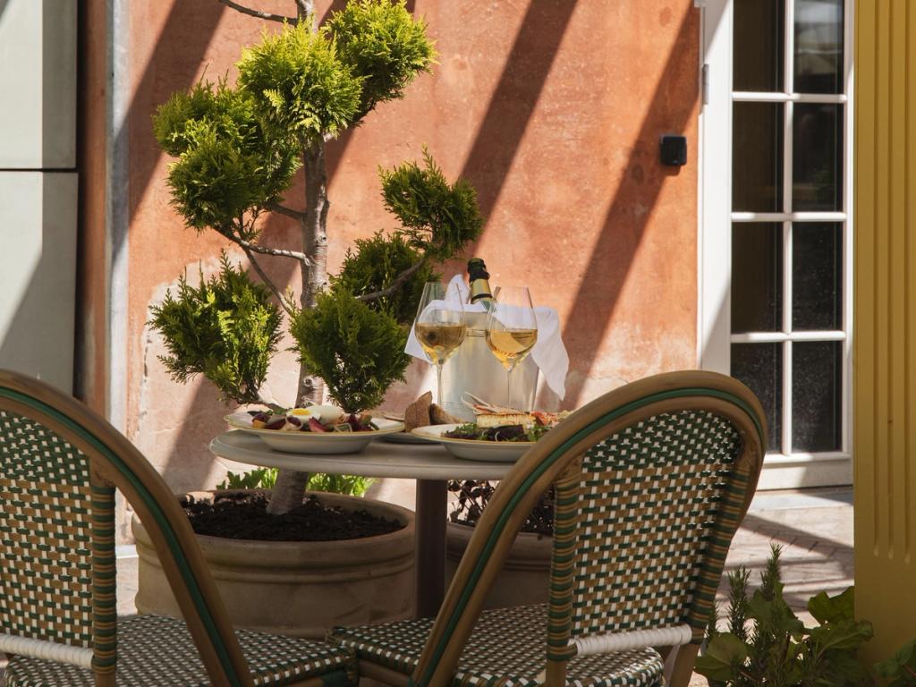 Brasserie Post åbner nyt solspot i hjertet af Østerbro 