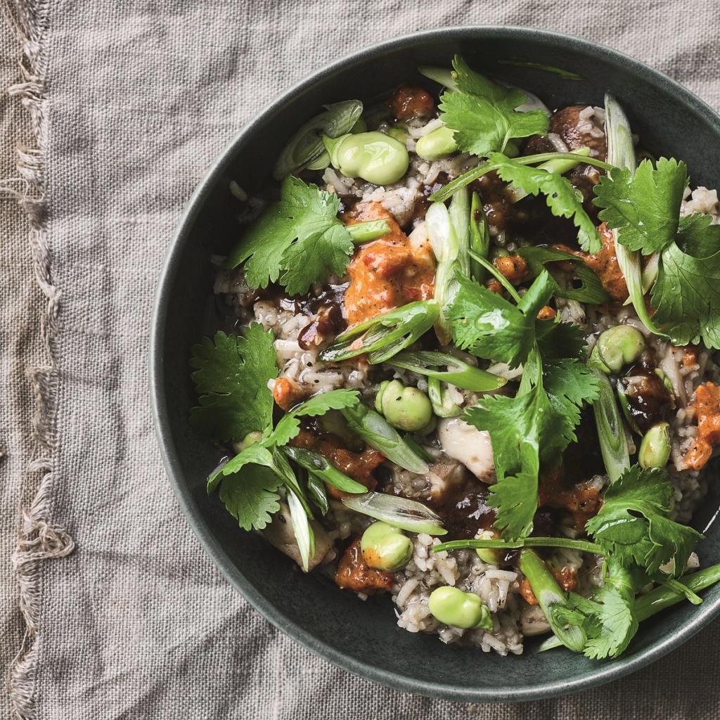 Risgrød med svampe, hoisinsauce og hestebønner