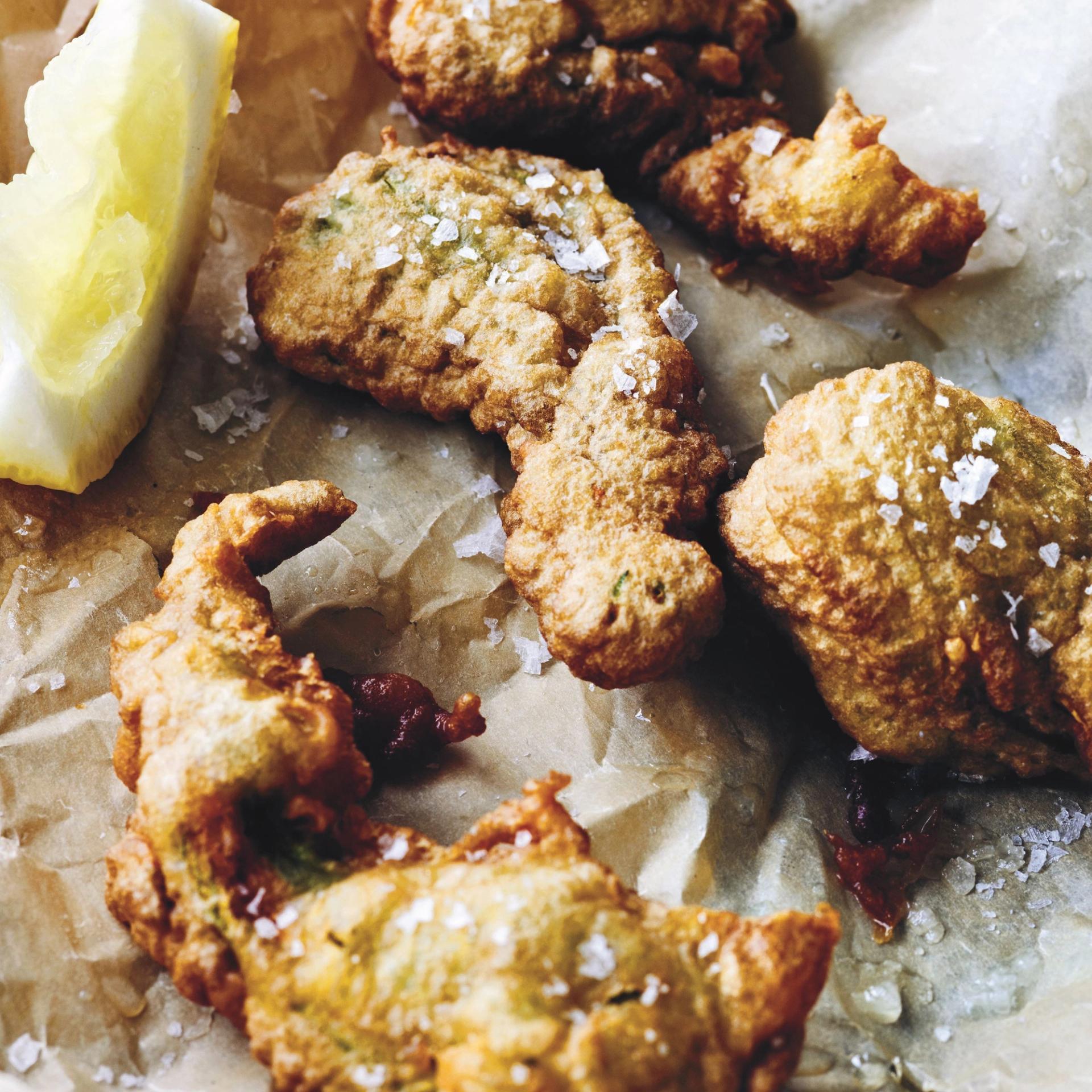 Friterede courgetteblomster