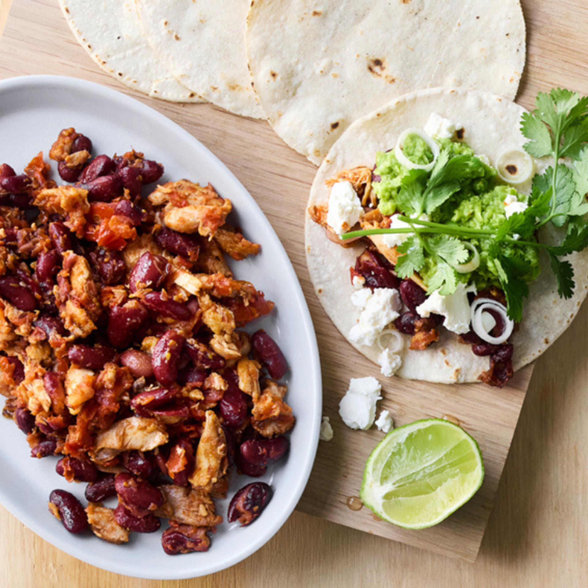 Tacos med kylling, røde bønner og ærte-mash