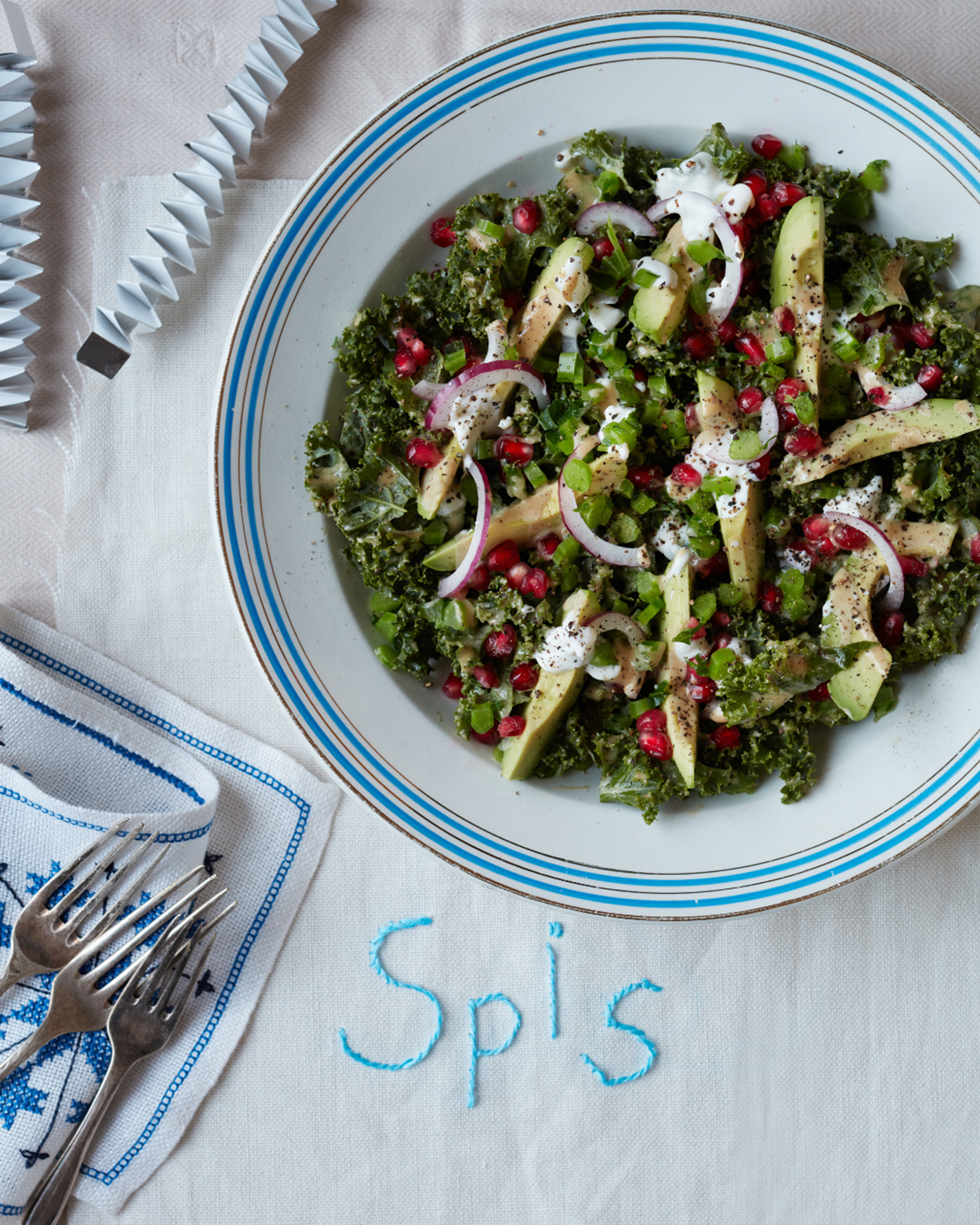 Grønkålsalat med granatæble, avokado og tahindressing​​​​‌﻿‍﻿​‍​‍‌‍﻿﻿‌﻿​‍‌‍‍‌‌‍‌﻿‌‍‍‌‌‍﻿‍​‍​‍​﻿‍‍​‍​‍‌﻿​﻿‌‍​‌‌‍﻿‍‌‍‍‌‌﻿‌​‌﻿‍‌​‍﻿‍‌‍‍‌‌‍﻿﻿​‍​‍​‍﻿​​‍​‍‌‍‍​‌﻿​‍‌‍‌‌‌‍‌‍​‍​‍​﻿‍‍​‍​‍‌‍‍​‌﻿‌​‌﻿‌​‌﻿​​​﻿‍‍​‍﻿﻿​‍﻿﻿‌‍﻿​‌‍﻿﻿‌‍​﻿‌‍​‌‌‍﻿​‌‍‍​‌‍﻿﻿‌﻿​﻿‌﻿‌​​﻿‍‍​﻿​﻿​﻿​﻿​﻿​﻿​﻿​﻿​‍﻿﻿‌‍‍‌‌‍﻿‍‌﻿‌​‌‍‌‌‌‍﻿‍‌﻿‌​​‍﻿﻿‌‍‌‌‌‍‌​‌‍‍‌‌﻿‌​​‍﻿﻿‌‍﻿‌‌‍﻿﻿‌‍‌​‌‍‌‌​﻿﻿‌‌﻿​​‌﻿​‍‌‍‌‌‌﻿​﻿‌‍‌‌‌‍﻿‍‌﻿‌​‌‍​‌‌﻿‌​‌‍‍‌‌‍﻿﻿‌‍﻿‍​﻿‍﻿‌‍‍‌‌‍‌​​﻿﻿‌‌‍‌‌‌‍​﻿​﻿‌‌‌‍‌‍​﻿‍‌‌‍‌​​﻿​‍‌‍‌​​‍﻿‌​﻿​‌​﻿​﻿​﻿​‍‌‍​﻿​‍﻿‌​﻿‌​​﻿‌‌​﻿‌‍​﻿‍​​‍﻿‌​﻿‍‌‌‍​‌​﻿‌﻿​﻿‌‌​‍﻿‌​﻿‌‍‌‍​‍‌‍‌‍‌‍‌‍​﻿‍‌​﻿‌﻿​﻿​﻿​﻿‍​‌‍‌‍​﻿‍​​﻿‌​​﻿‌﻿​﻿‍﻿‌﻿‌​‌﻿‍‌‌﻿​​‌‍‌‌​﻿﻿‌‌‍​‌‌﻿​‍‌﻿‌​‌‍‍‌‌‍​﻿‌‍﻿​‌‍‌‌​﻿‍﻿‌﻿​​‌‍​‌‌﻿‌​‌‍‍​​﻿﻿‌‌﻿​​‌‍﻿﻿‌﻿​‍‌﻿‌​‌‍​‌‌‍​‍‌‍﻿​‌‍‌‌‌﻿‌​‌‍‌‌‌﻿‍​‌﻿‌​​‍‌‌​﻿‌‌‌​​‍‌‌﻿﻿‌‍‍﻿‌‍‌‌‌﻿‍‌​‍‌‌​﻿​﻿‌​‌​​‍‌‌​﻿​﻿‌​‌​​‍‌‌​﻿​‍​﻿​‍‌‍‌‌​﻿‍​‌‍​﻿​﻿‌‌​﻿​​​﻿​​​﻿​‍​﻿‌‍​‍‌‌​﻿​‍​﻿​‍​‍‌‌​﻿‌‌‌​‌​​‍﻿‍‌‍​﻿‌‍​‌‌﻿​‍‌‍‌​‌﻿​﻿​‍‌‌​﻿‌‌‌​​‍‌‌﻿﻿‌‍‍﻿‌‍‌‌‌﻿‍‌​‍‌‌​﻿​﻿‌​‌​​‍‌‌​﻿​﻿‌​‌​​‍‌‌​﻿​‍​﻿​‍​﻿‍‌​﻿‍​​﻿‍‌‌‍​‌‌‍​‌‌‍​﻿​﻿‌​‌‍​‌​‍‌‌​﻿​‍​﻿​‍​‍‌‌​﻿‌‌‌​‌​​‍﻿‍‌‍‍‌‌‍﻿‌‌‍​‌‌‍‌﻿‌‍‌‌​‍﻿‍‌‍​‌‌‍﻿​‌﻿‌​​﻿﻿﻿‌‍​‍‌‍​‌‌﻿​﻿‌‍‌‌‌‌‌‌‌﻿​‍‌‍﻿​​﻿﻿‌‌‍‍​‌﻿‌​‌﻿‌​‌﻿​​​‍‌‌​﻿​﻿‌​​‌​‍‌‌​﻿​‍‌​‌‍​‍‌‌​﻿​‍‌​‌‍‌‍﻿​‌‍﻿﻿‌‍​﻿‌‍​‌‌‍﻿​‌‍‍​‌‍﻿﻿‌﻿​﻿‌﻿‌​​‍‌‌​﻿​﻿‌​​‌​﻿​﻿​﻿​﻿​﻿​﻿​﻿​﻿​‍‌‍‌‍‍‌‌‍‌​​﻿﻿‌‌‍‌‌‌‍​﻿​﻿‌‌‌‍‌‍​﻿‍‌‌‍‌​​﻿​‍‌‍‌​​‍﻿‌​﻿​‌​﻿​﻿​﻿​‍‌‍​﻿​‍﻿‌​﻿‌​​﻿‌‌​﻿‌‍​﻿‍​​‍﻿‌​﻿‍‌‌‍​‌​﻿‌﻿​﻿‌‌​‍﻿‌​﻿‌‍‌‍​‍‌‍‌‍‌‍‌‍​﻿‍‌​﻿‌﻿​﻿​﻿​﻿‍​‌‍‌‍​﻿‍​​﻿‌​​﻿‌﻿​‍‌‍‌﻿‌​‌﻿‍‌‌﻿​​‌‍‌‌​﻿﻿‌‌‍​‌‌﻿​‍‌﻿‌​‌‍‍‌‌‍​﻿‌‍﻿​‌‍‌‌​‍‌‍‌﻿​​‌‍​‌‌﻿‌​‌‍‍​​﻿﻿‌‌﻿​​‌‍﻿﻿‌﻿​‍‌﻿‌​‌‍​‌‌‍​‍‌‍﻿​‌‍‌‌‌﻿‌​‌‍‌‌‌﻿‍​‌﻿‌​​‍‌‌​﻿‌‌‌​​‍‌‌﻿﻿‌‍‍﻿‌‍‌‌‌﻿‍‌​‍‌‌​﻿​﻿‌​‌​​‍‌‌​﻿​﻿‌​‌​​‍‌‌​﻿​‍​﻿​‍‌‍‌‌​﻿‍​‌‍​﻿​﻿‌‌​﻿​​​﻿​​​﻿​‍​﻿‌‍​‍‌‌​﻿​‍​﻿​‍​‍‌‌​﻿‌‌‌​‌​​‍﻿‍‌‍​﻿‌‍​‌‌﻿​‍‌‍‌​‌﻿​﻿​‍‌‌​﻿‌‌‌​​‍‌‌﻿﻿‌‍‍﻿‌‍‌‌‌﻿‍‌​‍‌‌​﻿​﻿‌​‌​​‍‌‌​﻿​﻿‌​‌​​‍‌‌​﻿​‍​﻿​‍​﻿‍‌​﻿‍​​﻿‍‌‌‍​‌‌‍​‌‌‍​﻿​﻿‌​‌‍​‌​‍‌‌​﻿​‍​﻿​‍​‍‌‌​﻿‌‌‌​‌​​‍﻿‍‌‍‍‌‌‍﻿‌‌‍​‌‌‍‌﻿‌‍‌‌​‍﻿‍‌‍​‌‌‍﻿​‌﻿‌​​‍‌‍‌﻿​​‌‍‌‌‌﻿​‍‌﻿​﻿‌﻿​​‌‍‌‌‌‍​﻿‌﻿‌​‌‍‍‌‌﻿‌‍‌‍‌‌​﻿﻿‌‌﻿​​‌﻿‌‌‌‍​‍‌‍﻿​‌‍‍‌‌﻿​﻿‌‍‍​‌‍‌‌‌‍‌​​‍​‍‌﻿﻿‌