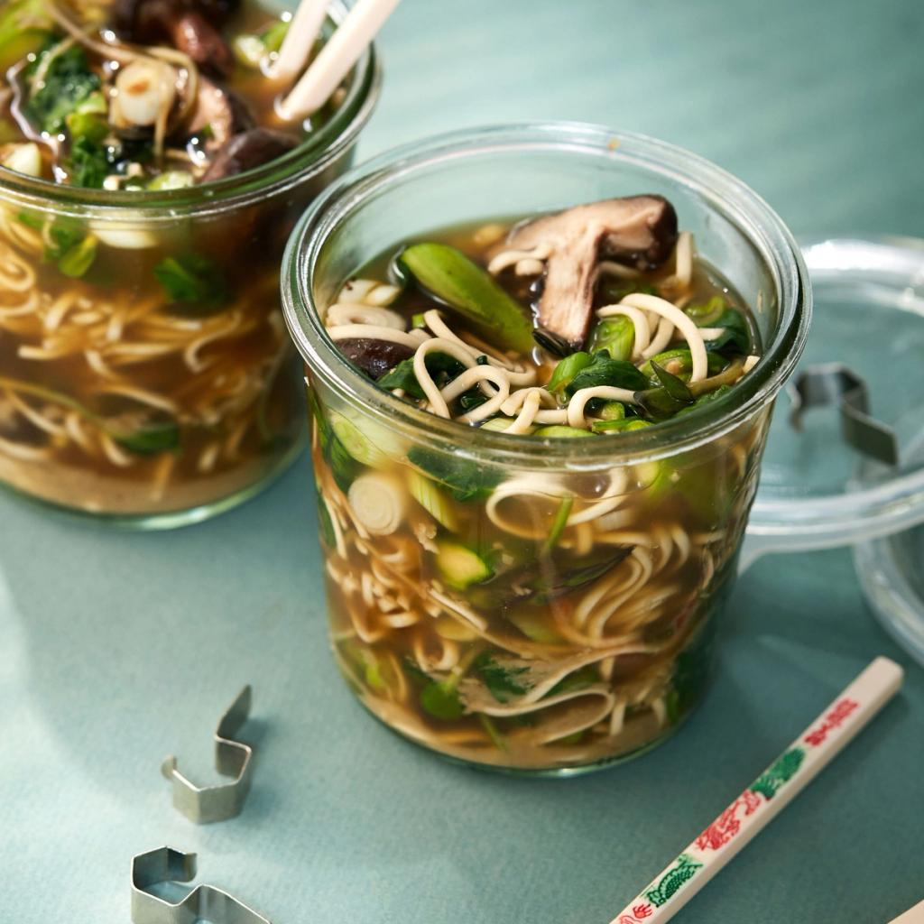 Kopnudler med soba nudler