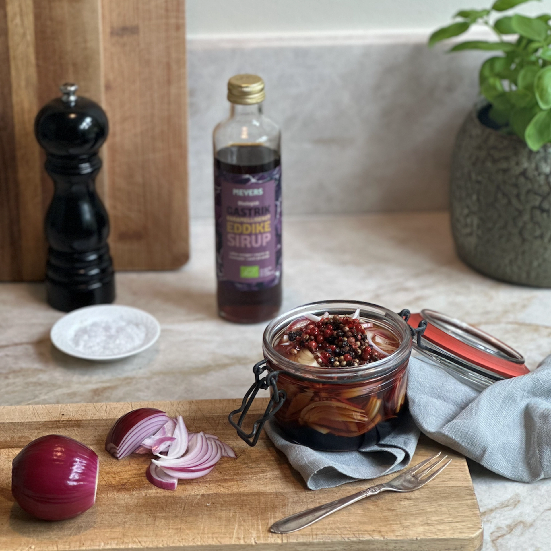 Syltede rødløg med gastrik