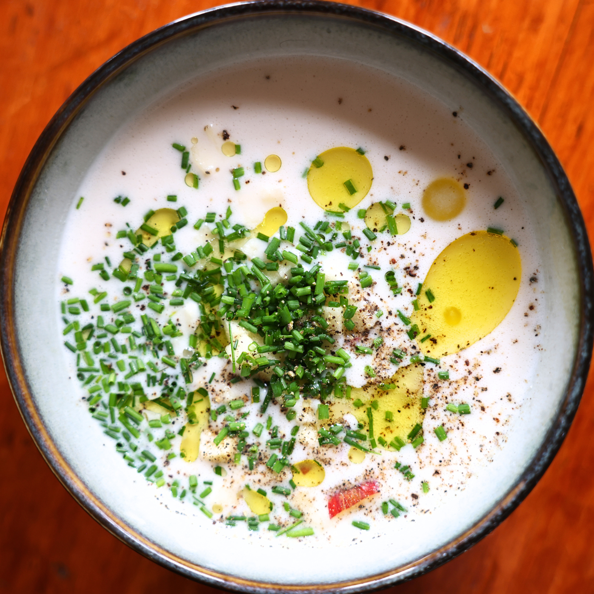 Kold hvid bønnesuppe