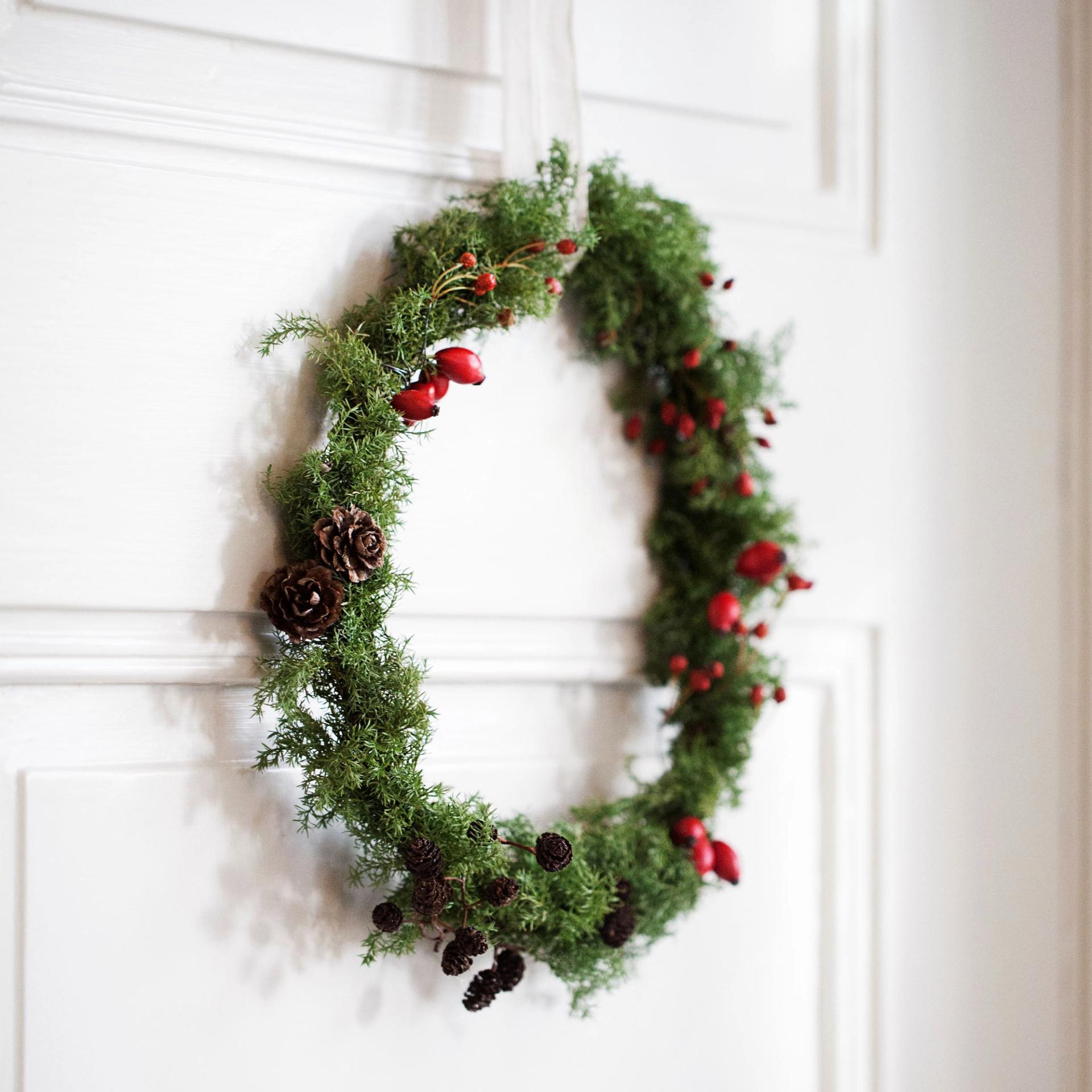 Her kan du spise æbleskiver og drikke gløgg på byens hyggeligste julemarked