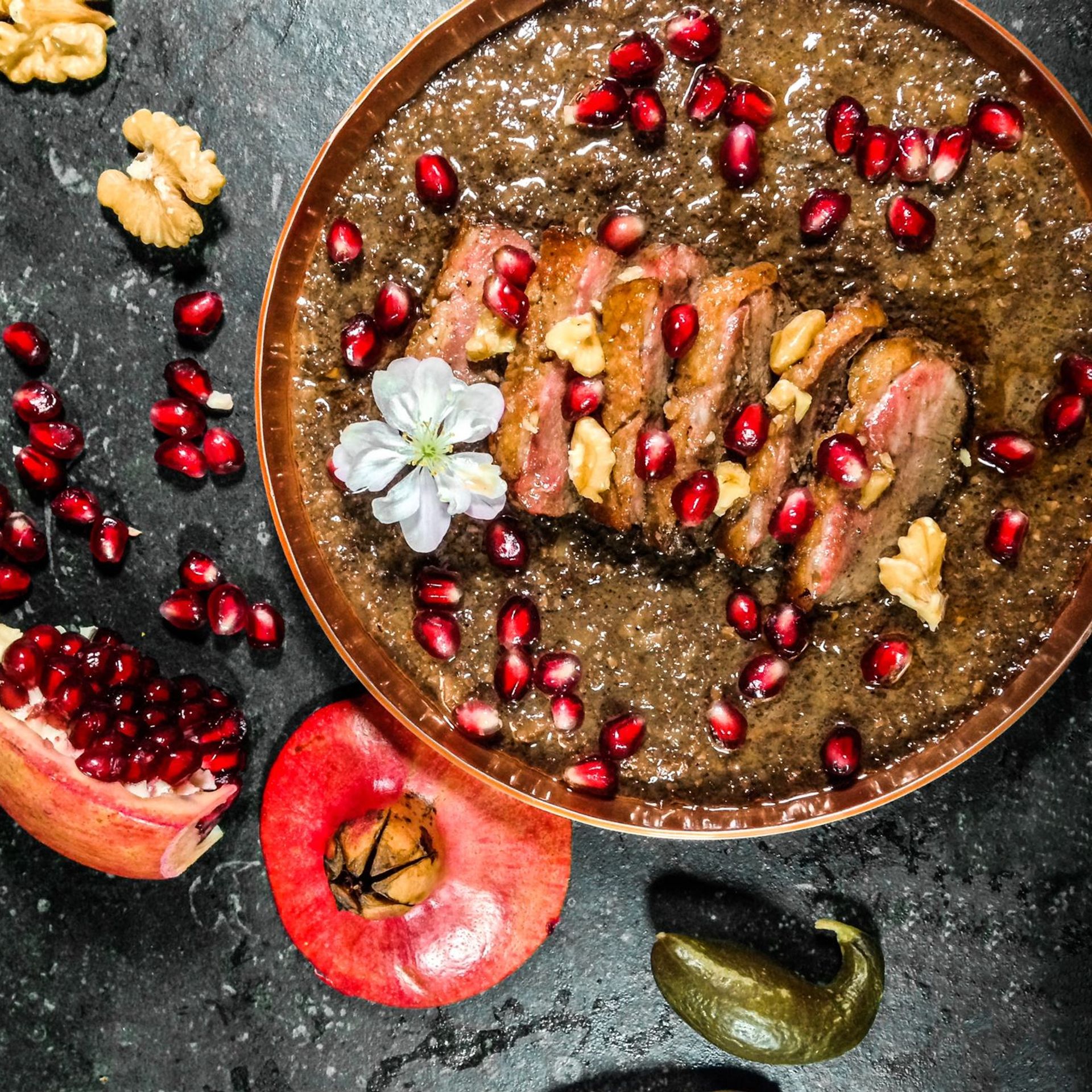 And i valnøddesauce