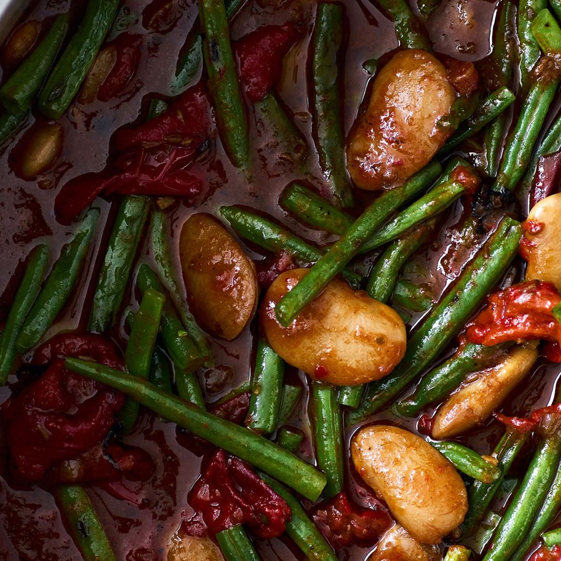 Smørbønnegryde med chili og lime