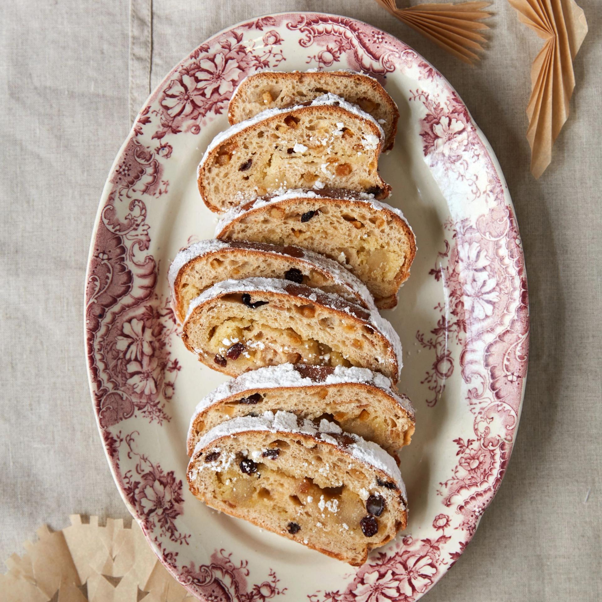 Tysk frugtbrød med marcipan og rom