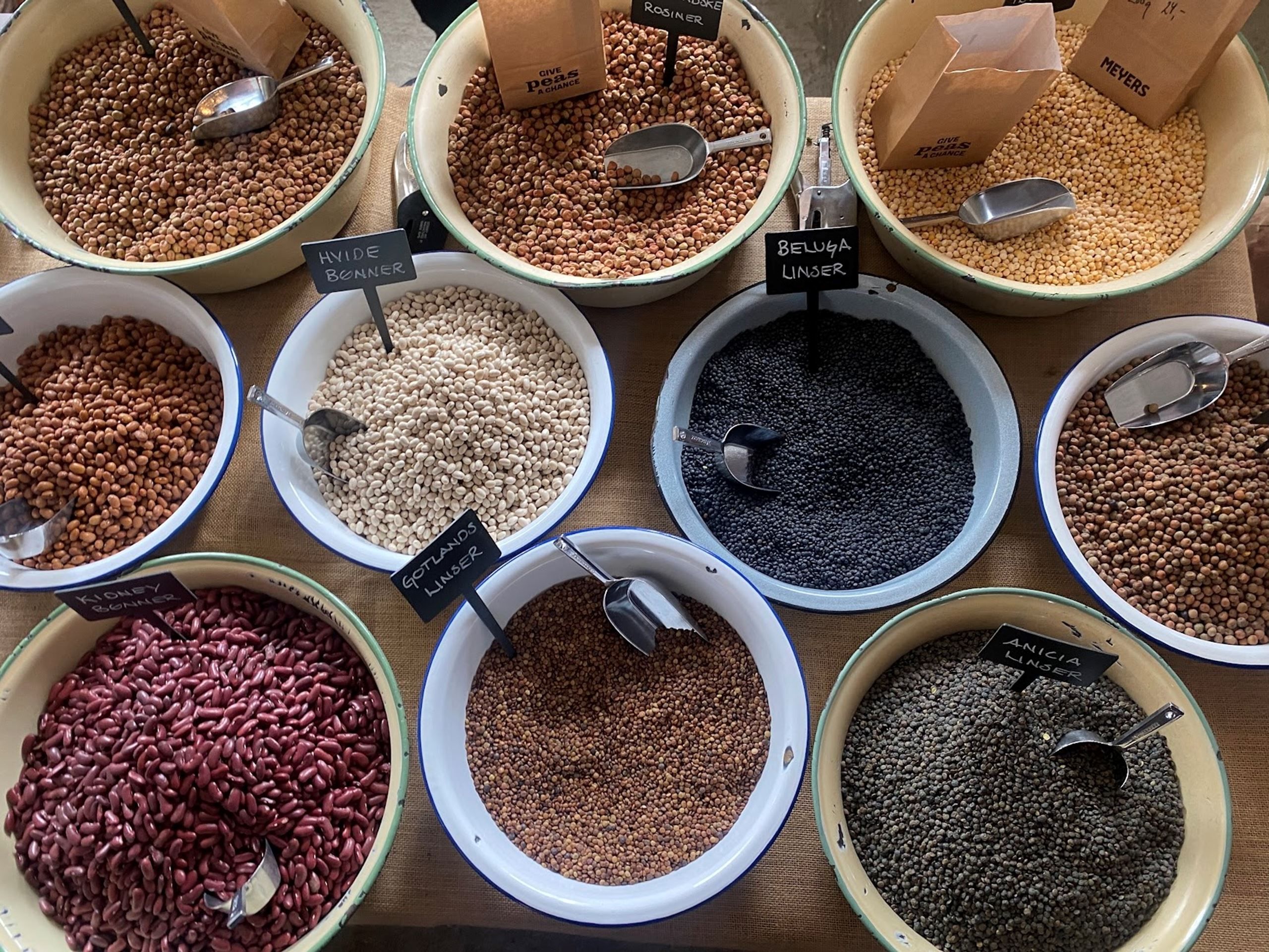 Meyers og MENY udvider samarbejde: Åbner bælgfrugtboder i hele Danmark​​​​‌﻿‍﻿​‍​‍‌‍﻿﻿‌﻿​‍‌‍‍‌‌‍‌﻿‌‍‍‌‌‍﻿‍​‍​‍​﻿‍‍​‍​‍‌﻿​﻿‌‍​‌‌‍﻿‍‌‍‍‌‌﻿‌​‌﻿‍‌​‍﻿‍‌‍‍‌‌‍﻿﻿​‍​‍​‍﻿​​‍​‍‌‍‍​‌﻿​‍‌‍‌‌‌‍‌‍​‍​‍​﻿‍‍​‍​‍‌‍‍​‌﻿‌​‌﻿‌​‌﻿​​​﻿‍‍​‍﻿﻿​‍﻿﻿‌‍﻿​‌‍﻿﻿‌‍​﻿‌‍​‌‌‍﻿​‌‍‍​‌‍﻿﻿‌﻿​﻿‌﻿‌​​﻿‍‍​﻿​﻿​﻿​﻿​﻿​﻿​﻿​﻿​‍﻿﻿‌‍‍‌‌‍﻿‍‌﻿‌​‌‍‌‌‌‍﻿‍‌﻿‌​​‍﻿﻿‌‍‌‌‌‍‌​‌‍‍‌‌﻿‌​​‍﻿﻿‌‍﻿‌‌‍﻿﻿‌‍‌​‌‍‌‌​﻿﻿‌‌﻿​​‌﻿​‍‌‍‌‌‌﻿​﻿‌‍‌‌‌‍﻿‍‌﻿‌​‌‍​‌‌﻿‌​‌‍‍‌‌‍﻿﻿‌‍﻿‍​﻿‍﻿‌‍‍‌‌‍‌​​﻿﻿‌​﻿‍‌‌‍‌‍‌‍‌‌​﻿‍​‌‍‌‍​﻿‌‍​﻿​‍​﻿‌‍​‍﻿‌​﻿​​‌‍‌‍​﻿‌‍‌‍​‍​‍﻿‌​﻿‌​​﻿​‍‌‍​‌​﻿​‌​‍﻿‌‌‍​‌​﻿‍​‌‍‌‌​﻿​‌​‍﻿‌​﻿‌​‌‍‌‍​﻿​‌​﻿‍​​﻿‌‌‌‍‌​​﻿​‌​﻿‍‌‌‍​﻿‌‍‌‍​﻿​‌​﻿‌﻿​﻿‍﻿‌﻿‌​‌﻿‍‌‌﻿​​‌‍‌‌​﻿﻿‌‌‍​‌‌﻿​‍‌﻿‌​‌‍‍‌‌‍​﻿‌‍﻿​‌‍‌‌​﻿‍﻿‌﻿​​‌‍​‌‌﻿‌​‌‍‍​​﻿﻿‌‌‍‍‌‌‍﻿‌‌‍​‌‌‍‌﻿‌‍‌‌​‍﻿‍‌‍​‌‌‍﻿​‌﻿‌​​﻿﻿﻿‌‍​‍‌‍​‌‌﻿​﻿‌‍‌‌‌‌‌‌‌﻿​‍‌‍﻿​​﻿﻿‌‌‍‍​‌﻿‌​‌﻿‌​‌﻿​​​‍‌‌​﻿​﻿‌​​‌​‍‌‌​﻿​‍‌​‌‍​‍‌‌​﻿​‍‌​‌‍‌‍﻿​‌‍﻿﻿‌‍​﻿‌‍​‌‌‍﻿​‌‍‍​‌‍﻿﻿‌﻿​﻿‌﻿‌​​‍‌‌​﻿​﻿‌​​‌​﻿​﻿​﻿​﻿​﻿​﻿​﻿​﻿​‍‌‍‌‍‍‌‌‍‌​​﻿﻿‌​﻿‍‌‌‍‌‍‌‍‌‌​﻿‍​‌‍‌‍​﻿‌‍​﻿​‍​﻿‌‍​‍﻿‌​﻿​​‌‍‌‍​﻿‌‍‌‍​‍​‍﻿‌​﻿‌​​﻿​‍‌‍​‌​﻿​‌​‍﻿‌‌‍​‌​﻿‍​‌‍‌‌​﻿​‌​‍﻿‌​﻿‌​‌‍‌‍​﻿​‌​﻿‍​​﻿‌‌‌‍‌​​﻿​‌​﻿‍‌‌‍​﻿‌‍‌‍​﻿​‌​﻿‌﻿​‍‌‍‌﻿‌​‌﻿‍‌‌﻿​​‌‍‌‌​﻿﻿‌‌‍​‌‌﻿​‍‌﻿‌​‌‍‍‌‌‍​﻿‌‍﻿​‌‍‌‌​‍‌‍‌﻿​​‌‍​‌‌﻿‌​‌‍‍​​﻿﻿‌‌‍‍‌‌‍﻿‌‌‍​‌‌‍‌﻿‌‍‌‌​‍﻿‍‌‍​‌‌‍﻿​‌﻿‌​​‍‌‍‌﻿​​‌‍‌‌‌﻿​‍‌﻿​﻿‌﻿​​‌‍‌‌‌‍​﻿‌﻿‌​‌‍‍‌‌﻿‌‍‌‍‌‌​﻿﻿‌‌﻿​​‌﻿‌‌‌‍​‍‌‍﻿​‌‍‍‌‌﻿​﻿‌‍‍​‌‍‌‌‌‍‌​​‍​‍‌﻿﻿‌