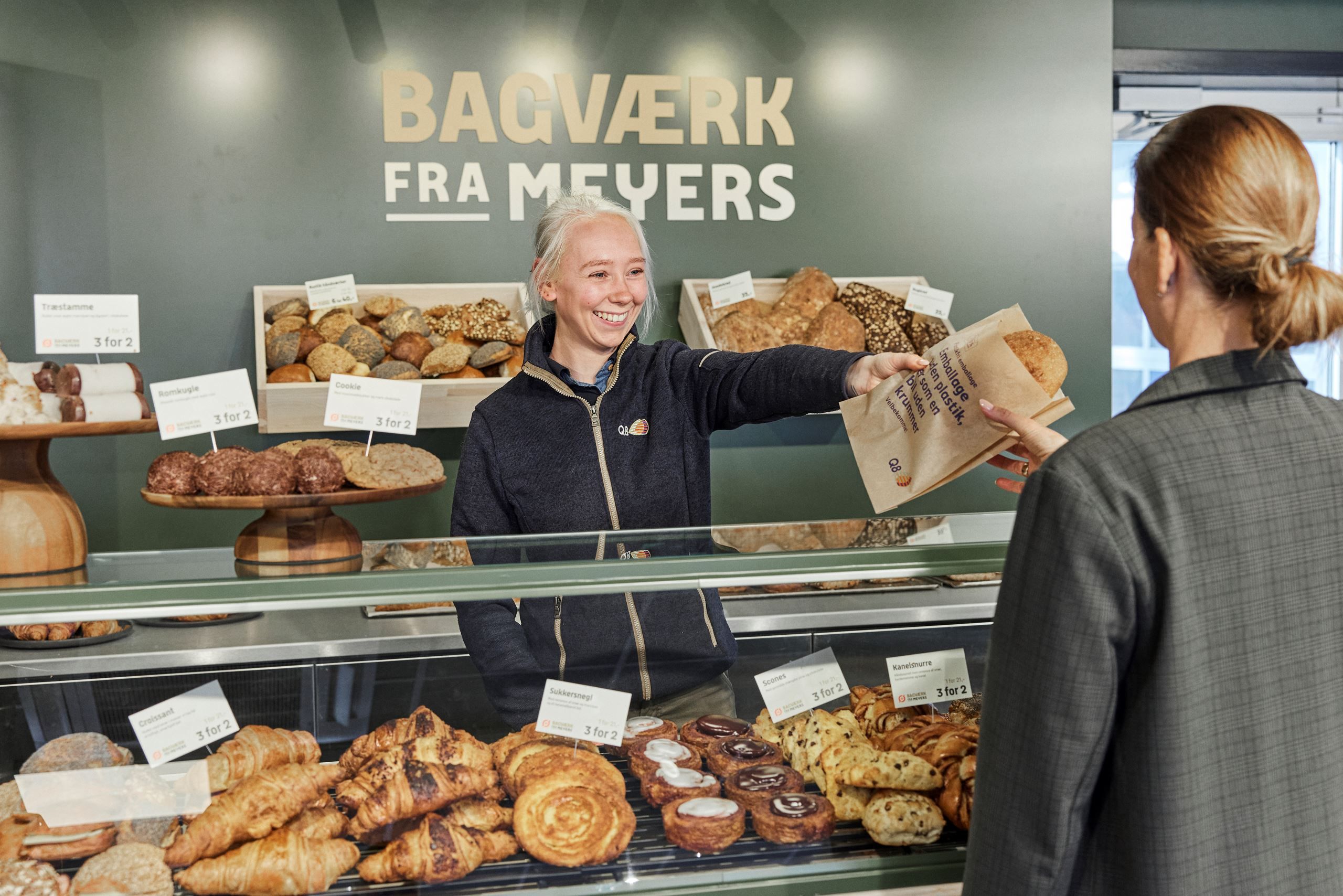 Nu kan du købe ølandsboller og hindbærsnitter fra Meyers hos Q8 ​​​​‌﻿‍﻿​‍​‍‌‍﻿﻿‌﻿​‍‌‍‍‌‌‍‌﻿‌‍‍‌‌‍﻿‍​‍​‍​﻿‍‍​‍​‍‌﻿​﻿‌‍​‌‌‍﻿‍‌‍‍‌‌﻿‌​‌﻿‍‌​‍﻿‍‌‍‍‌‌‍﻿﻿​‍​‍​‍﻿​​‍​‍‌‍‍​‌﻿​‍‌‍‌‌‌‍‌‍​‍​‍​﻿‍‍​‍​‍‌‍‍​‌﻿‌​‌﻿‌​‌﻿​​​﻿‍‍​‍﻿﻿​‍﻿﻿‌‍﻿​‌‍﻿﻿‌‍​﻿‌‍​‌‌‍﻿​‌‍‍​‌‍﻿﻿‌﻿​﻿‌﻿‌​​﻿‍‍​﻿​﻿​﻿​﻿​﻿​﻿​﻿​﻿​‍﻿﻿‌‍‍‌‌‍﻿‍‌﻿‌​‌‍‌‌‌‍﻿‍‌﻿‌​​‍﻿﻿‌‍‌‌‌‍‌​‌‍‍‌‌﻿‌​​‍﻿﻿‌‍﻿‌‌‍﻿﻿‌‍‌​‌‍‌‌​﻿﻿‌‌﻿​​‌﻿​‍‌‍‌‌‌﻿​﻿‌‍‌‌‌‍﻿‍‌﻿‌​‌‍​‌‌﻿‌​‌‍‍‌‌‍﻿﻿‌‍﻿‍​﻿‍﻿‌‍‍‌‌‍‌​​﻿﻿‌​﻿​‍​﻿​‌​﻿​‌​﻿‍​​﻿‍​‌‍‌​​﻿‌﻿​﻿‌﻿​‍﻿‌​﻿‌‌​﻿​​​﻿‌​​﻿‍​​‍﻿‌​﻿‌​‌‍‌‌​﻿‌‍‌‍‌‌​‍﻿‌‌‍​‌​﻿​﻿‌‍‌‌​﻿‍​​‍﻿‌​﻿‌‌​﻿​‍​﻿‌﻿​﻿‌﻿​﻿‌﻿‌‍​﻿​﻿​﻿‌‍​‌​﻿‍‌​﻿​﻿​﻿‍‌​﻿‌​​﻿‍﻿‌﻿‌​‌﻿‍‌‌﻿​​‌‍‌‌​﻿﻿‌‌‍​‌‌﻿​‍‌﻿‌​‌‍‍‌‌‍​﻿‌‍﻿​‌‍‌‌​﻿‍﻿‌﻿​​‌‍​‌‌﻿‌​‌‍‍​​﻿﻿‌‌‍‍‌‌‍﻿‌‌‍​‌‌‍‌﻿‌‍‌‌​‍﻿‍‌‍​‌‌‍﻿​‌﻿‌​​﻿﻿﻿‌‍​‍‌‍​‌‌﻿​﻿‌‍‌‌‌‌‌‌‌﻿​‍‌‍﻿​​﻿﻿‌‌‍‍​‌﻿‌​‌﻿‌​‌﻿​​​‍‌‌​﻿​﻿‌​​‌​‍‌‌​﻿​‍‌​‌‍​‍‌‌​﻿​‍‌​‌‍‌‍﻿​‌‍﻿﻿‌‍​﻿‌‍​‌‌‍﻿​‌‍‍​‌‍﻿﻿‌﻿​﻿‌﻿‌​​‍‌‌​﻿​﻿‌​​‌​﻿​﻿​﻿​﻿​﻿​﻿​﻿​﻿​‍‌‍‌‍‍‌‌‍‌​​﻿﻿‌​﻿​‍​﻿​‌​﻿​‌​﻿‍​​﻿‍​‌‍‌​​﻿‌﻿​﻿‌﻿​‍﻿‌​﻿‌‌​﻿​​​﻿‌​​﻿‍​​‍﻿‌​﻿‌​‌‍‌‌​﻿‌‍‌‍‌‌​‍﻿‌‌‍​‌​﻿​﻿‌‍‌‌​﻿‍​​‍﻿‌​﻿‌‌​﻿​‍​﻿‌﻿​﻿‌﻿​﻿‌﻿‌‍​﻿​﻿​﻿‌‍​‌​﻿‍‌​﻿​﻿​﻿‍‌​﻿‌​​‍‌‍‌﻿‌​‌﻿‍‌‌﻿​​‌‍‌‌​﻿﻿‌‌‍​‌‌﻿​‍‌﻿‌​‌‍‍‌‌‍​﻿‌‍﻿​‌‍‌‌​‍‌‍‌﻿​​‌‍​‌‌﻿‌​‌‍‍​​﻿﻿‌‌‍‍‌‌‍﻿‌‌‍​‌‌‍‌﻿‌‍‌‌​‍﻿‍‌‍​‌‌‍﻿​‌﻿‌​​‍‌‍‌﻿​​‌‍‌‌‌﻿​‍‌﻿​﻿‌﻿​​‌‍‌‌‌‍​﻿‌﻿‌​‌‍‍‌‌﻿‌‍‌‍‌‌​﻿﻿‌‌﻿​​‌﻿‌‌‌‍​‍‌‍﻿​‌‍‍‌‌﻿​﻿‌‍‍​‌‍‌‌‌‍‌​​‍​‍‌﻿﻿‌