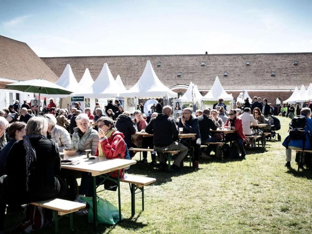 Dagbog fra Madens Folkemøde - dag 1