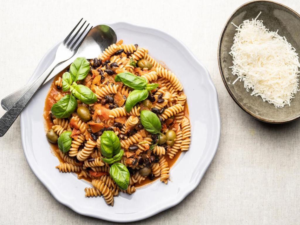 Sæsonmagasiner: grøn inspiration til de offentlige køkkener hele året rundt