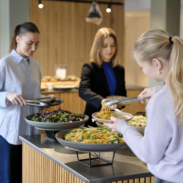 Step 1: Choose your station