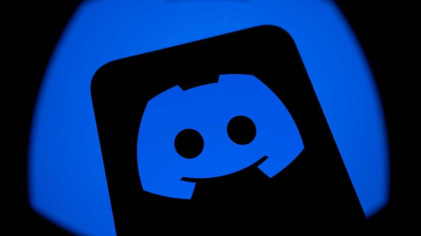 Dad stuck in support nightmare after teen lied about age on Discord