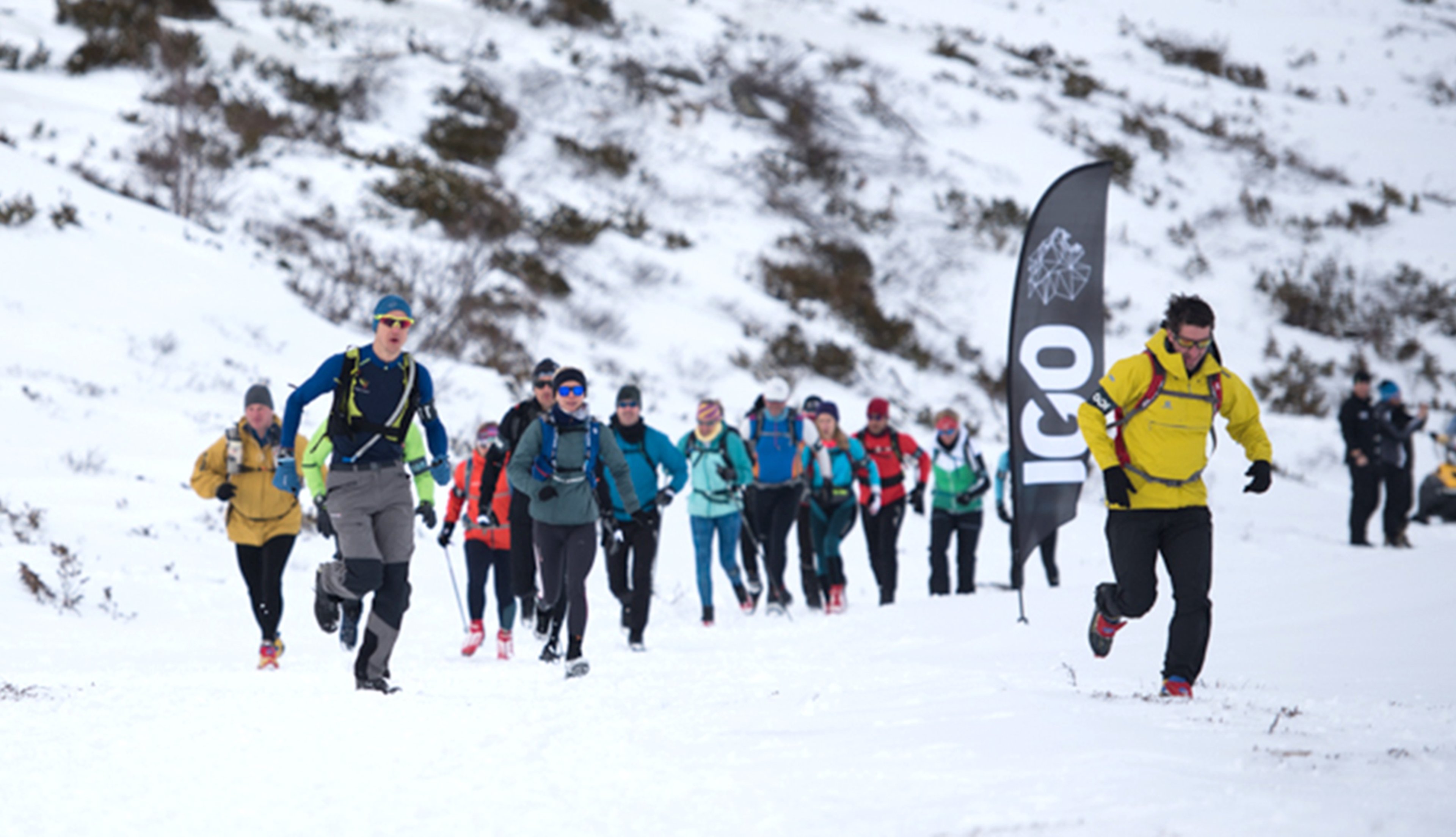 IGO participants running in the snow